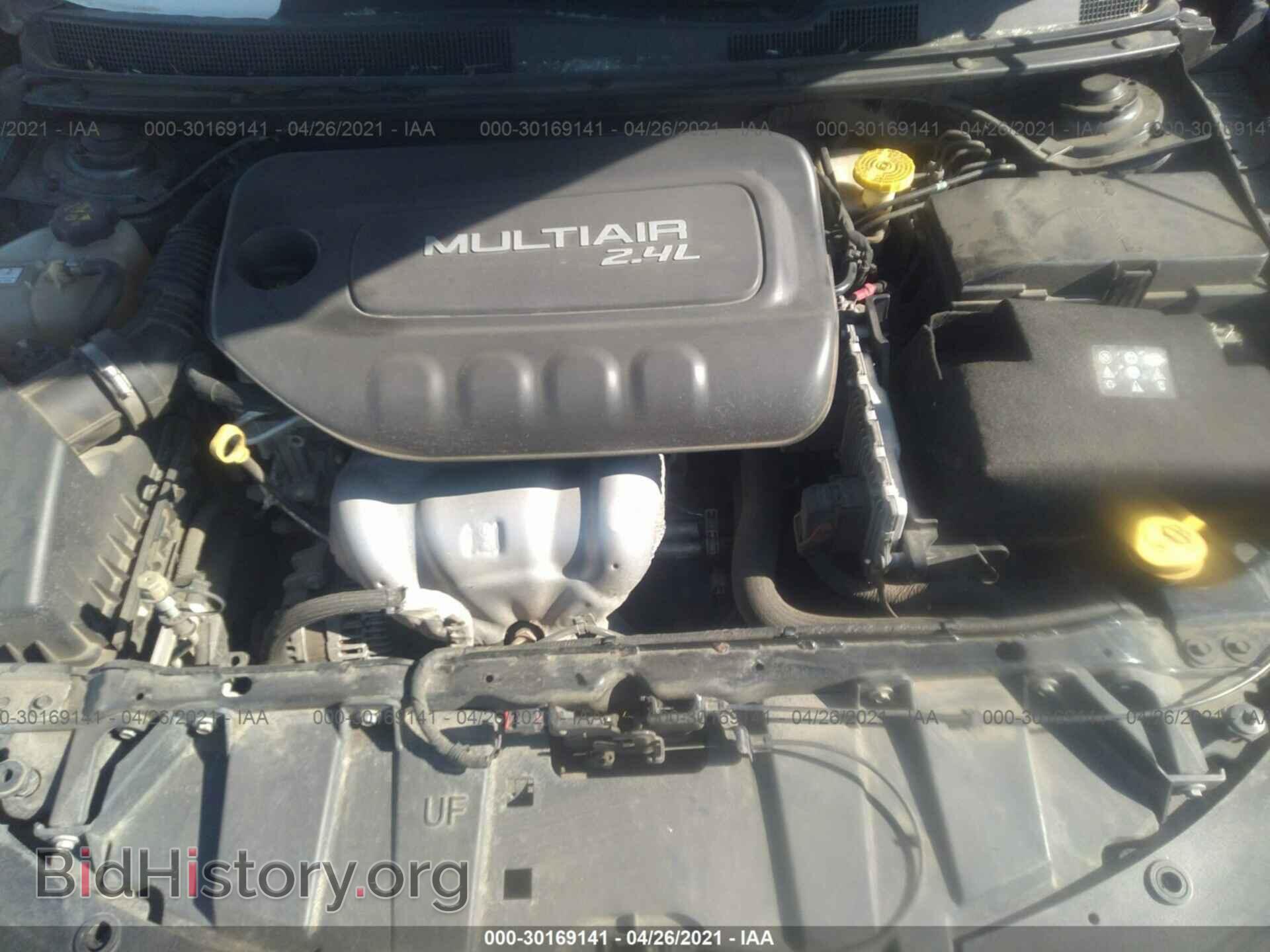 2015 CHRYSLER 200 - VIN: 1C3CCCBBXFN566350 - Photo 10