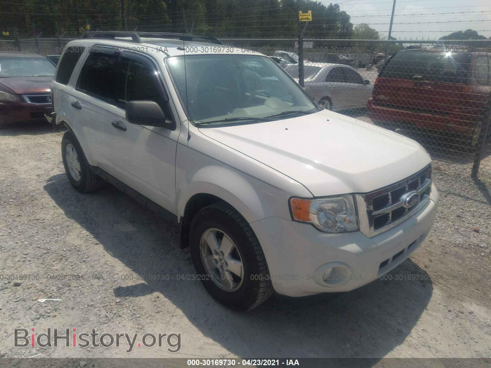 Фотография 1FMCU0D77CKB27020 - FORD ESCAPE 2012