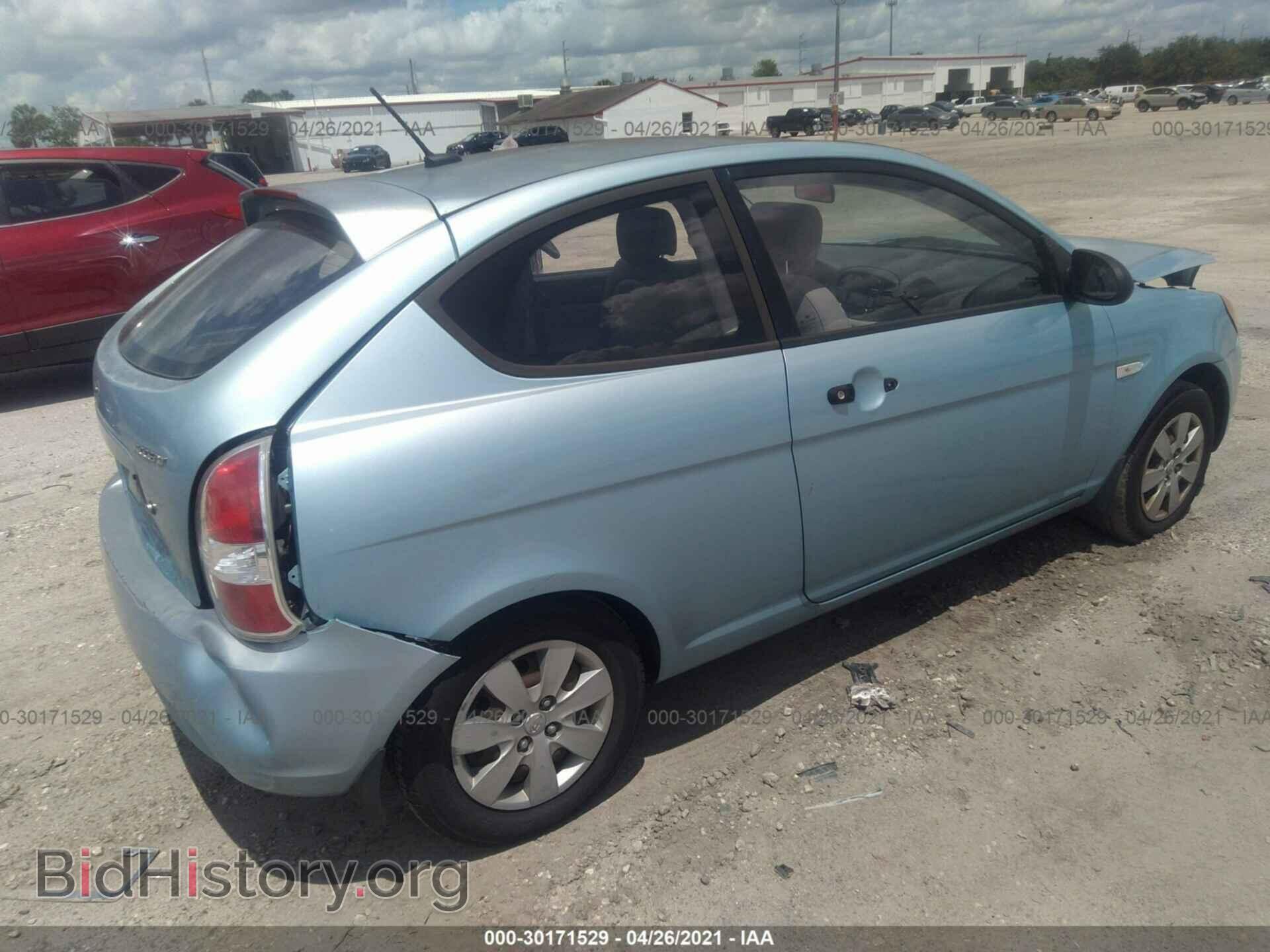 2009 HYUNDAI ACCENT - VIN: KMHCM36C49U121068 - Фото 4