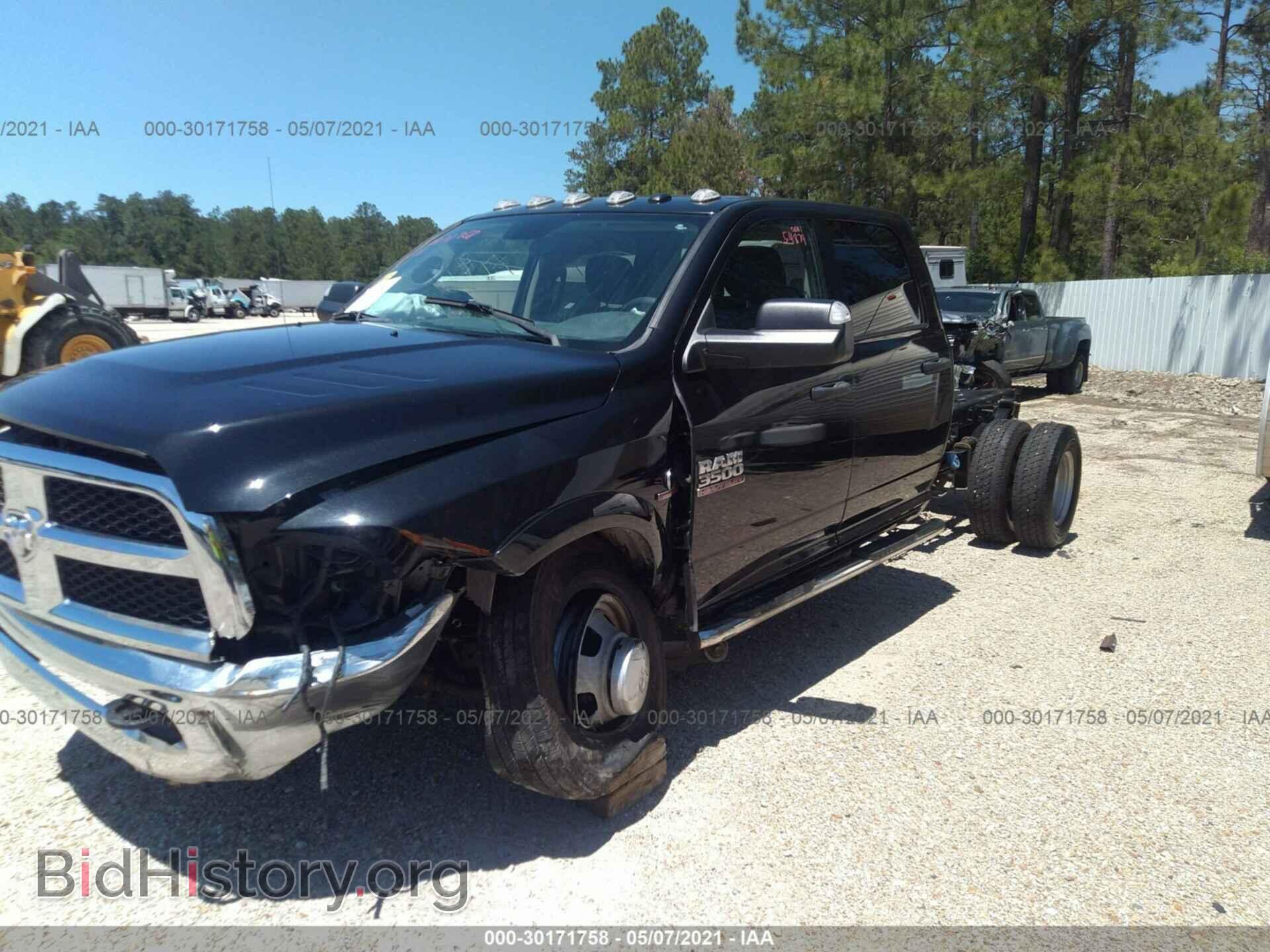 2018 RAM 3500 CHASSIS CAB - VIN: 3C7WRTCL6JG325422 - Фото 2