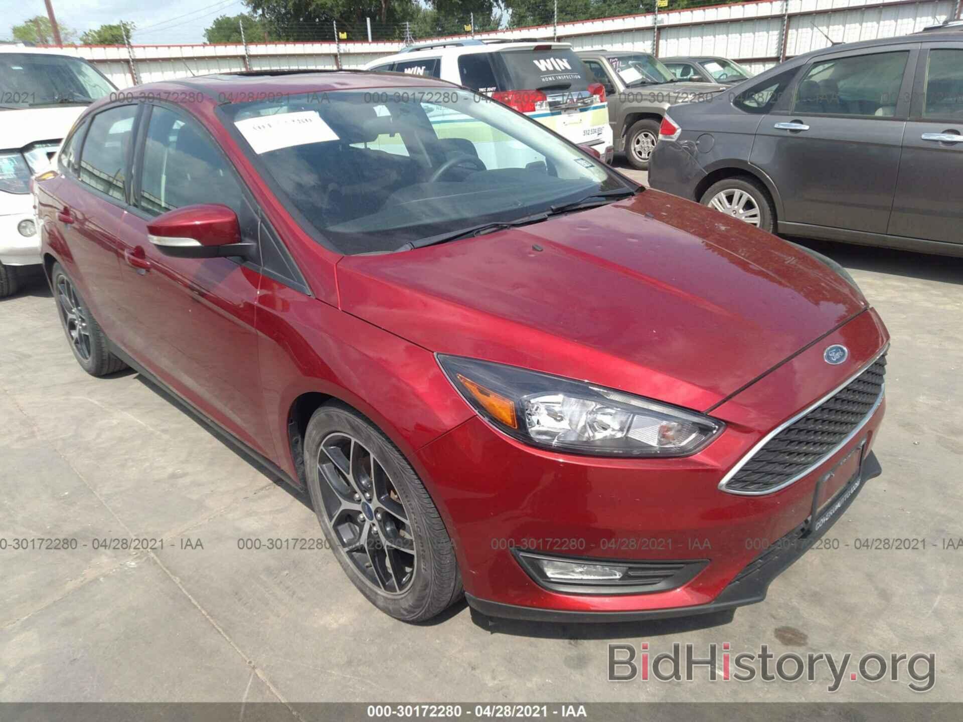 Photo 1FADP3H26HL235569 - FORD FOCUS 2017
