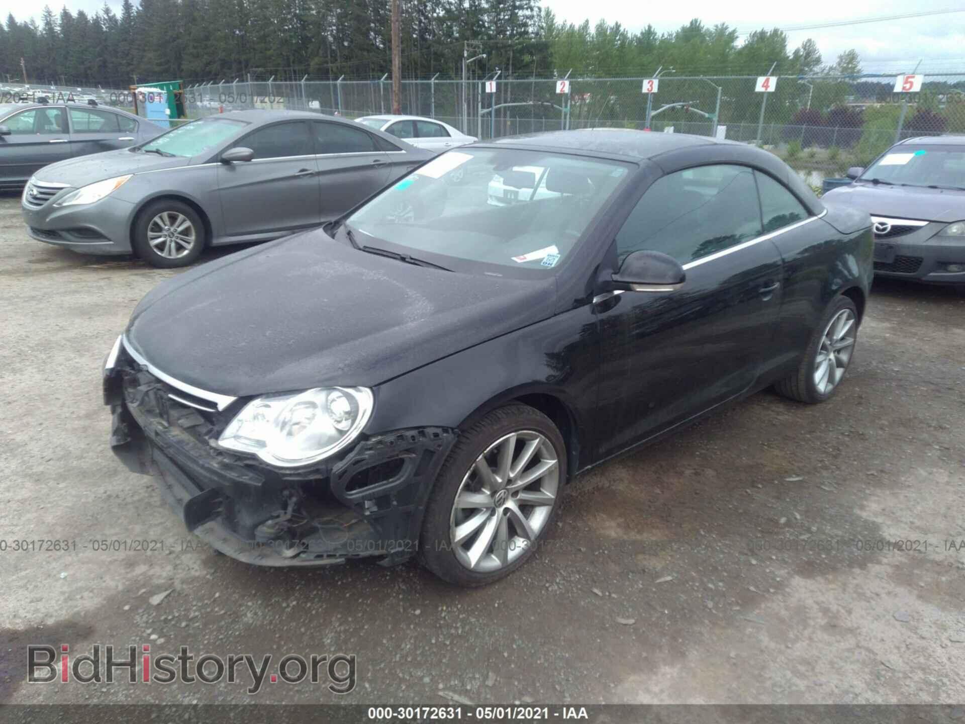 2007 VOLKSWAGEN EOS - VIN: WVWDB71F07V016266 - Фото 2