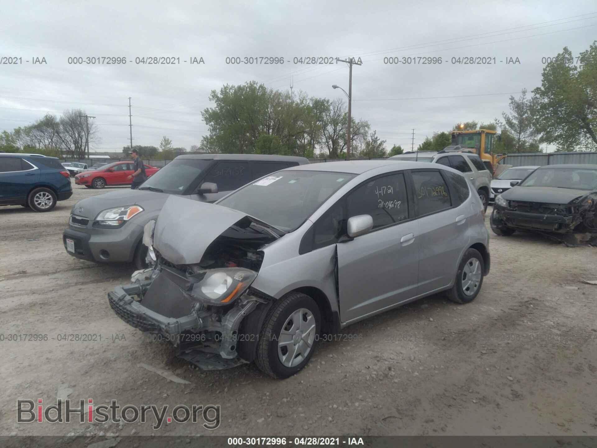 2013 HONDA FIT - VIN: JHMGE8H32DC055033 - Фото 2