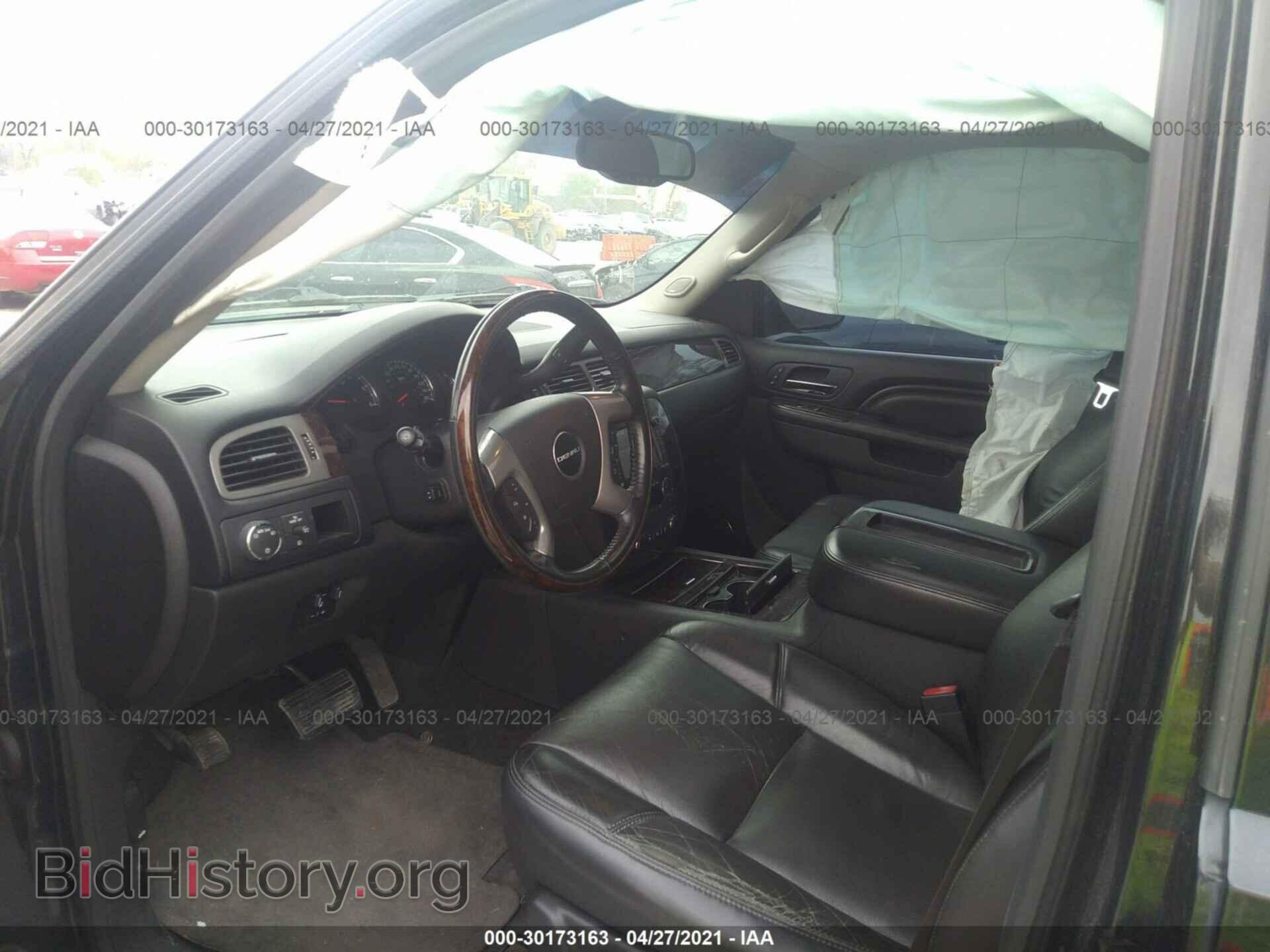 2013 GMC YUKON - VIN: 1GKS2EEF2DR186420 - Photo 5