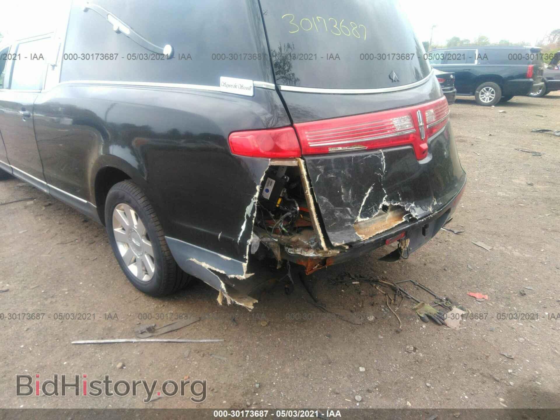 2013 LINCOLN MKT - VIN: 2L1MJ5LK2DBL51244 - Фото 6