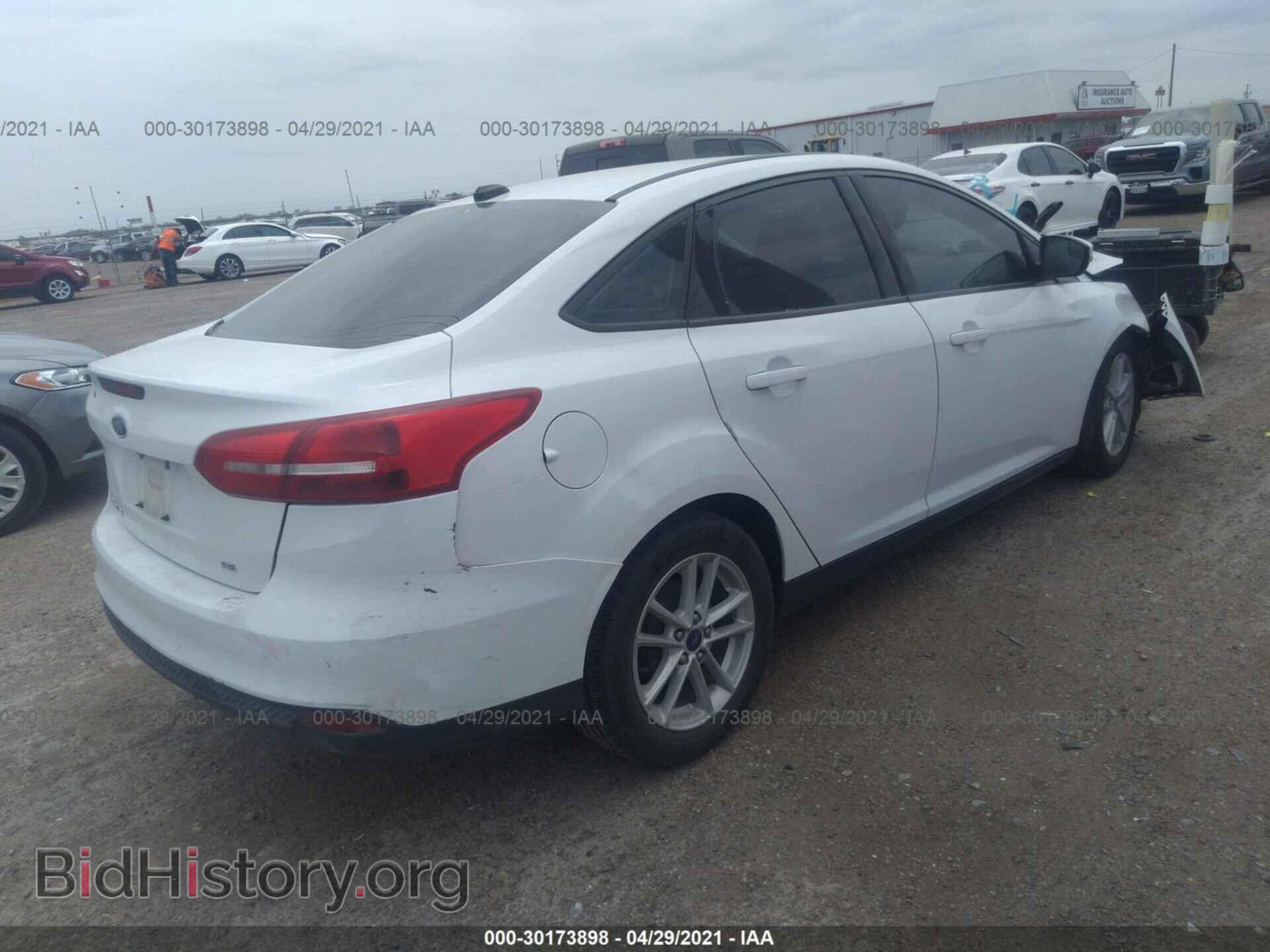 2017 FORD FOCUS - VIN: 1FADP3F28HL303499 - Фото 4