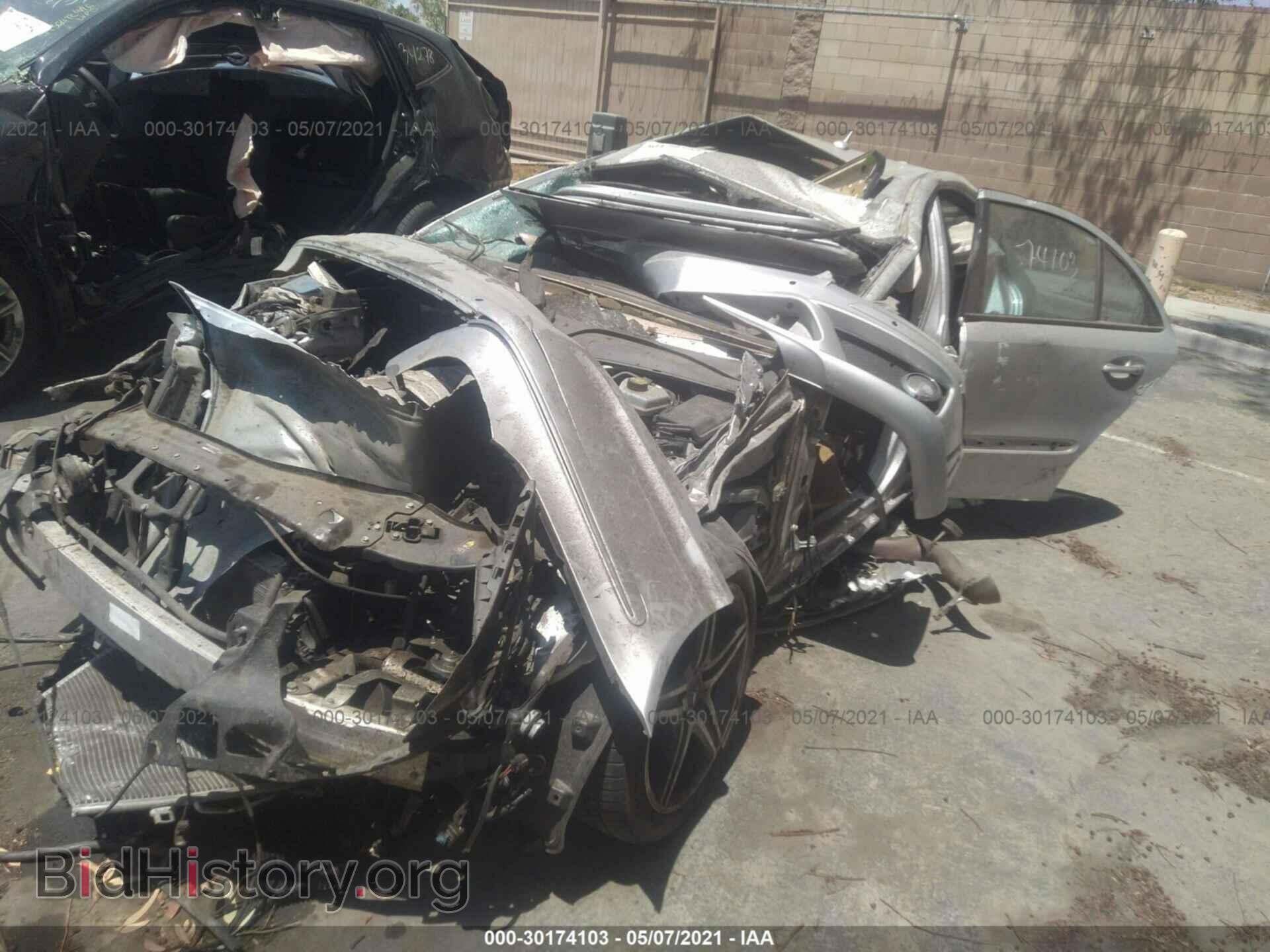 2007 MERCEDES-BENZ E-CLASS - VIN: WDBUF77X37B013740 - Фото 2