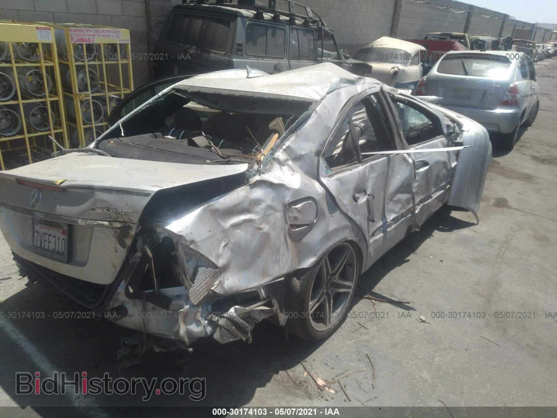2007 MERCEDES-BENZ E-CLASS - VIN: WDBUF77X37B013740 - Фото 4