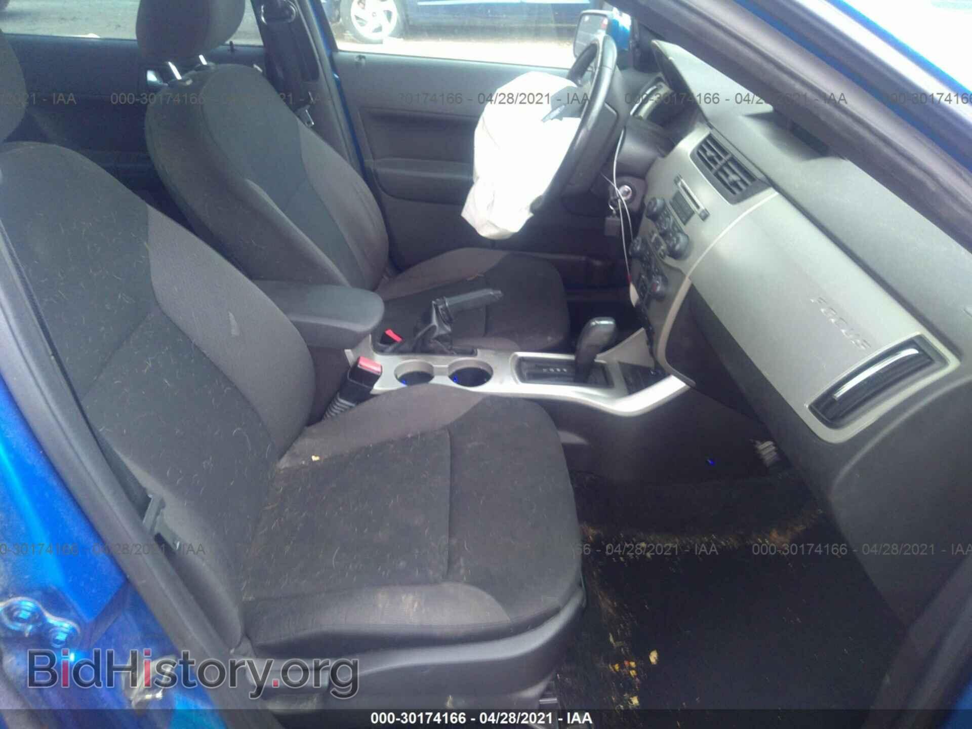 2010 FORD FOCUS - VIN: 1FAHP3GN5AW229201 - Photo 5