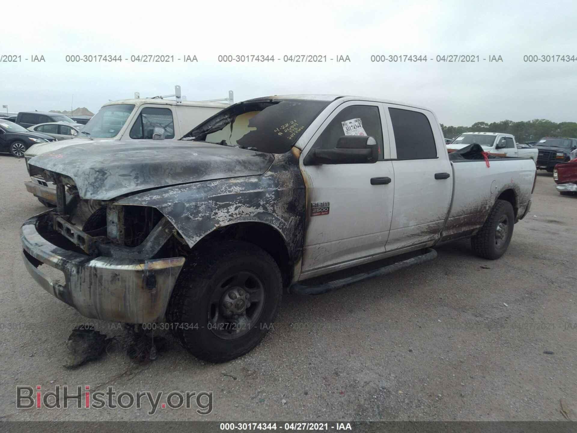 2011 RAM 2500 - VIN: 3D7TP2CT3BG589060 - Photo 2