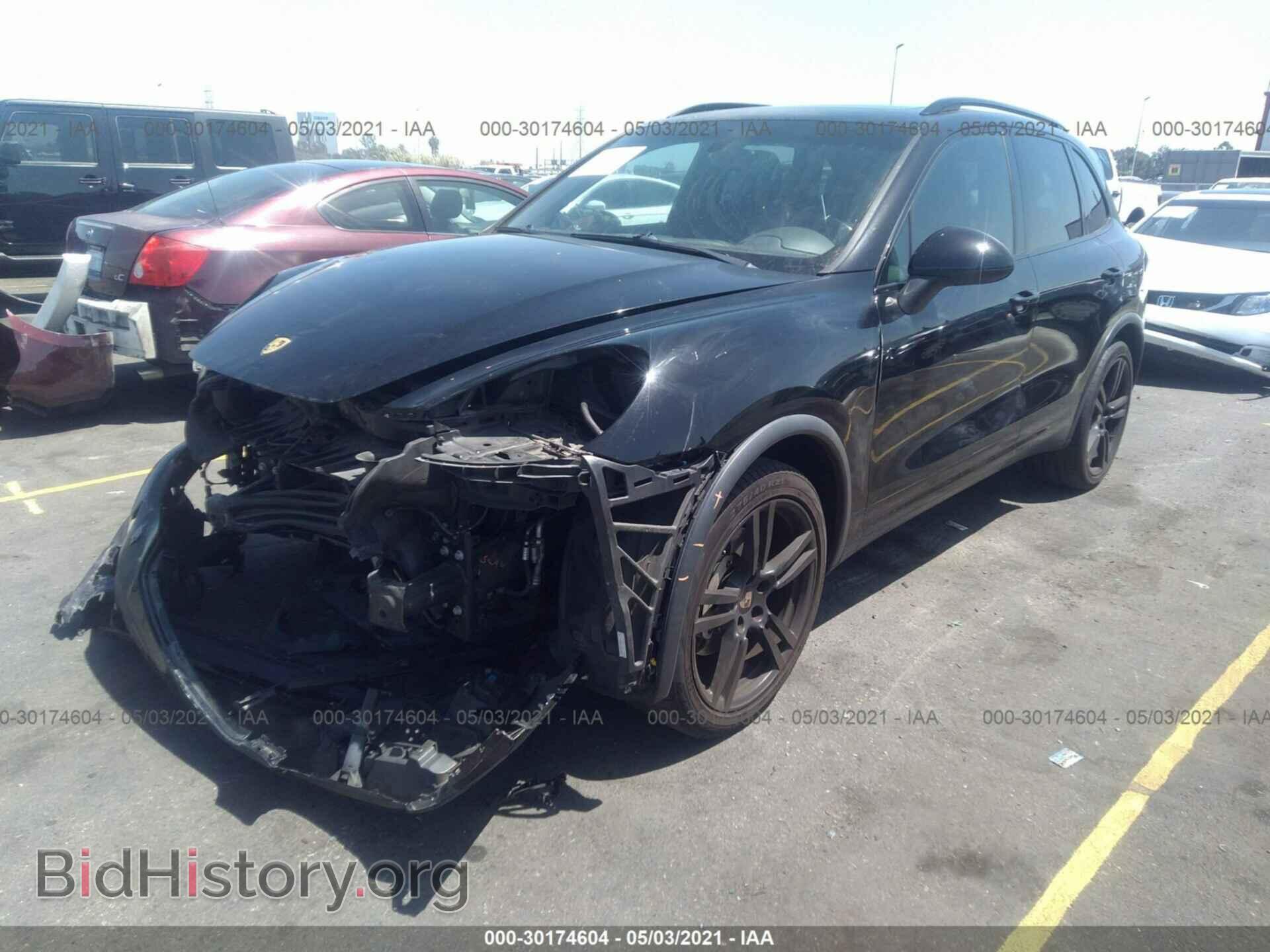 2012 PORSCHE CAYENNE - VIN: WP1AB2A25CLA40831 - Фото 2