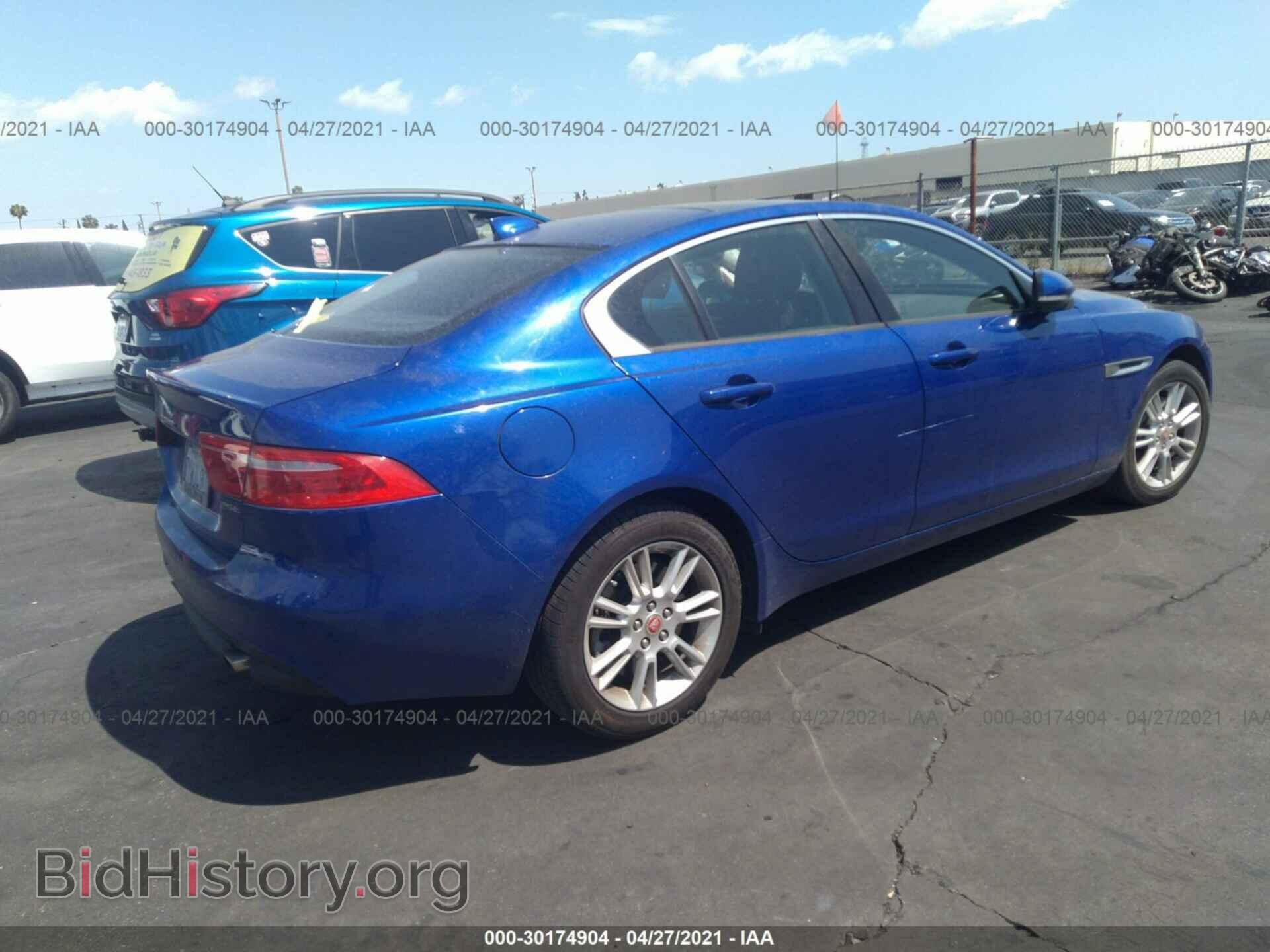 2017 JAGUAR XE - VIN: SAJAD4BG1HA973759 - Фото 4