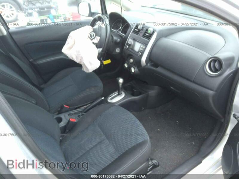 2014 Nissan VERSA NOTE (VIN 3N1CE2CP1EL430927) — photo 5 of 11