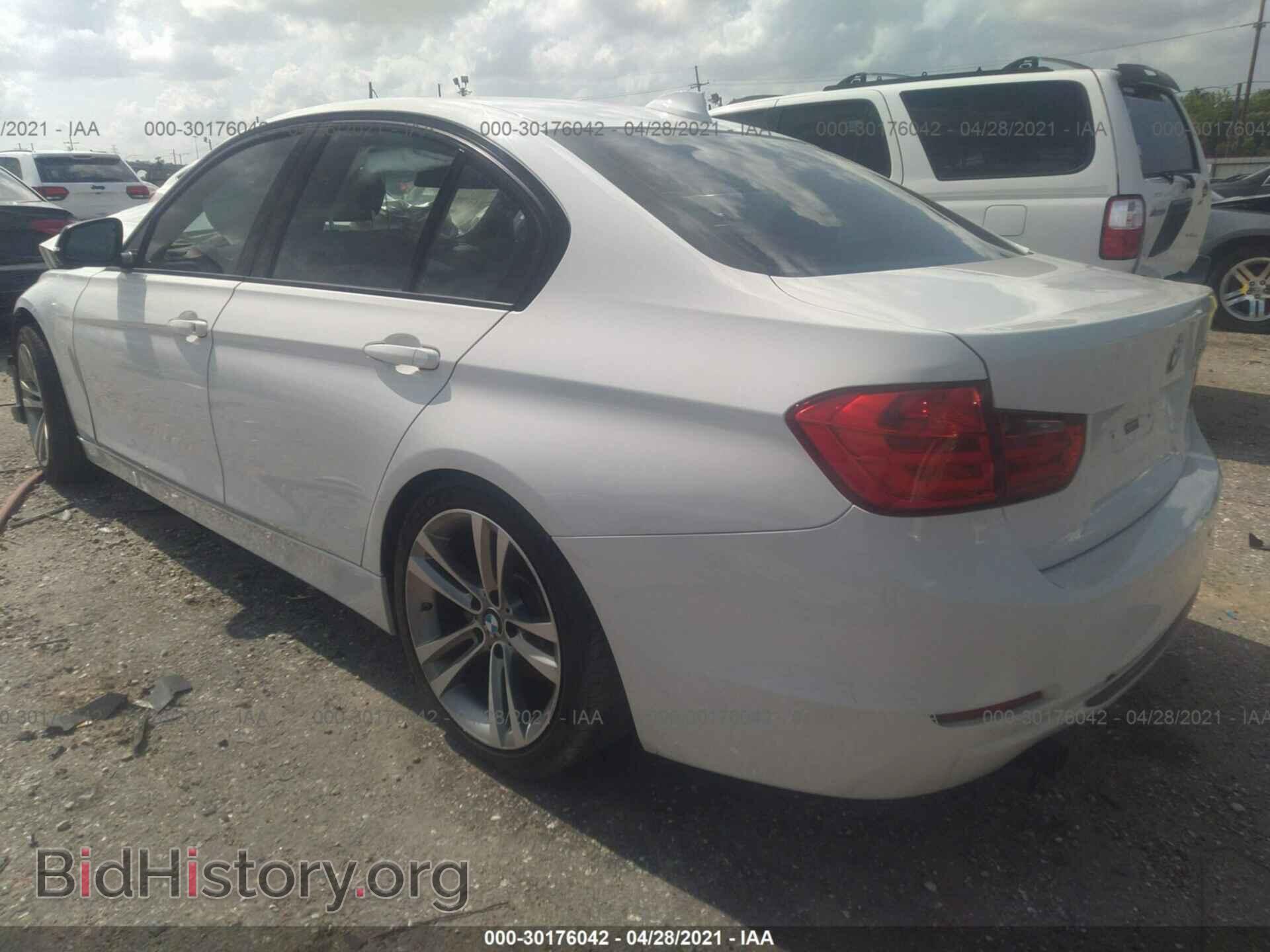 2012 BMW 3 SERIES - VIN: WBA3A5C55CF347904 - Фото 3