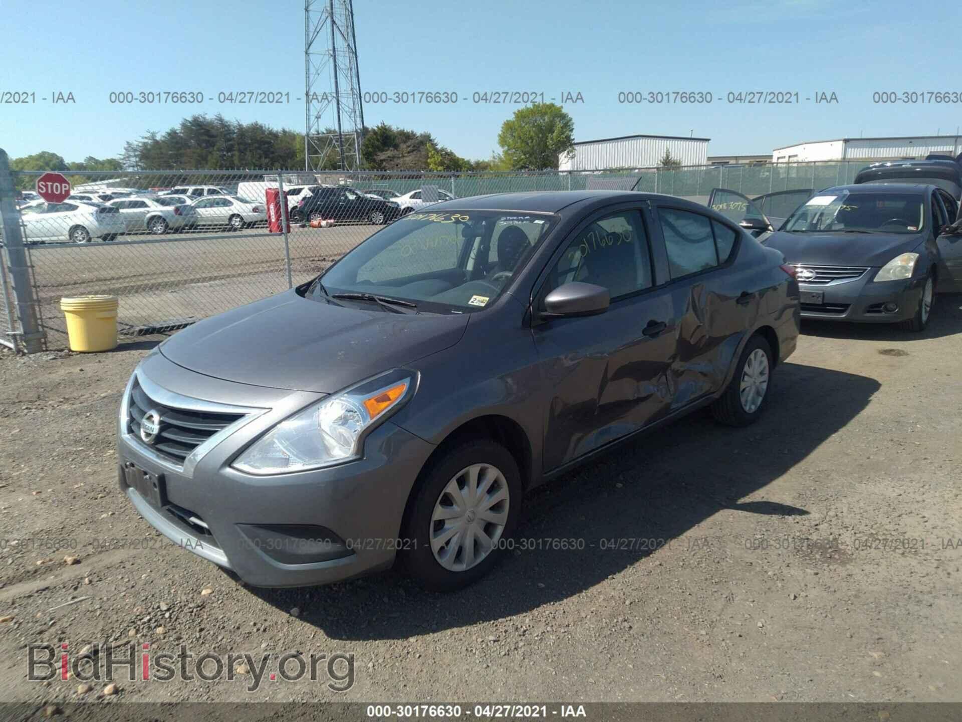 2016 NISSAN VERSA - VIN: 3N1CN7AP5GL880938 - Фото 2