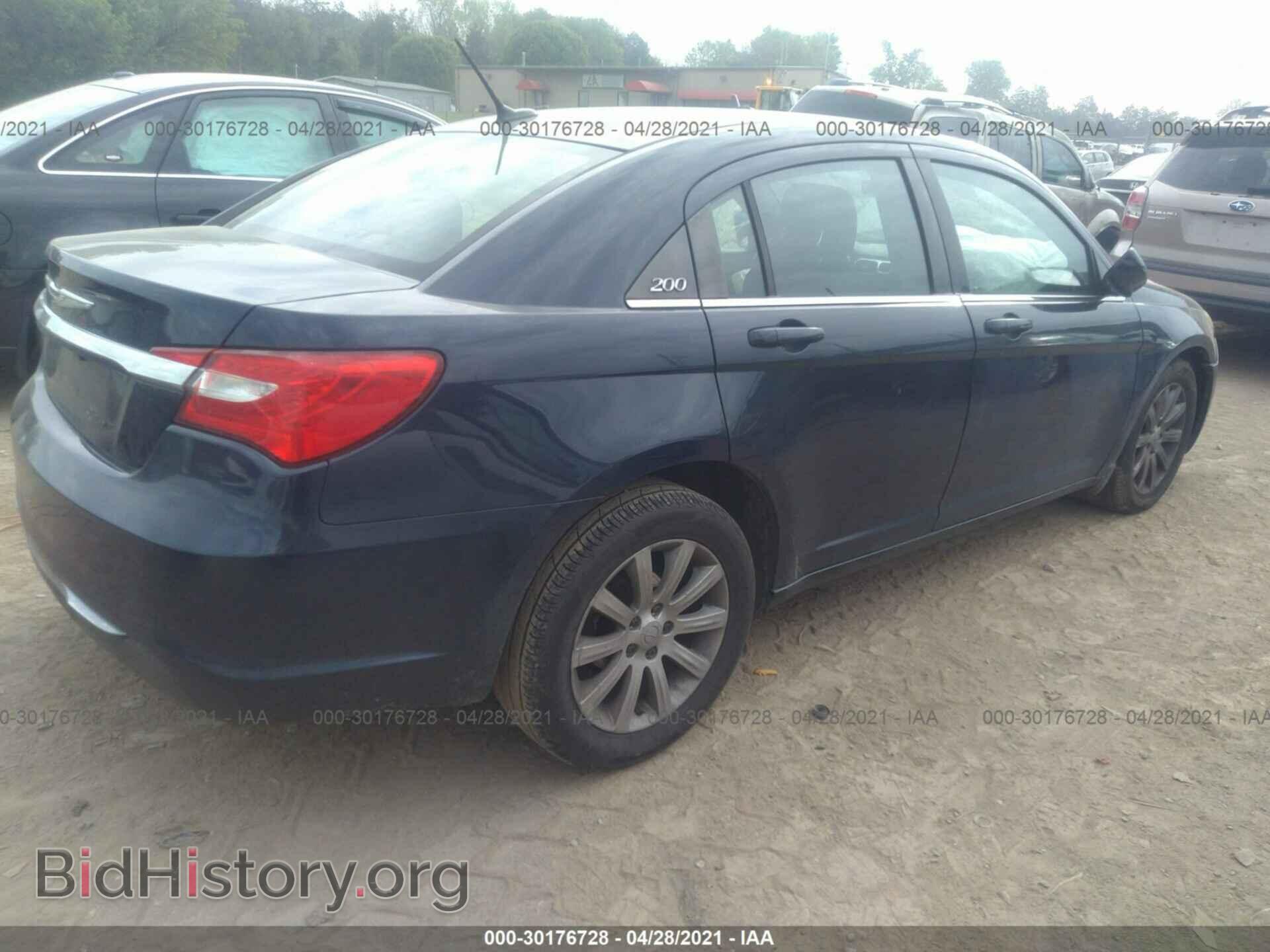 2013 CHRYSLER 200 - VIN: 1C3CCBBB7DN578446 - Фото 4