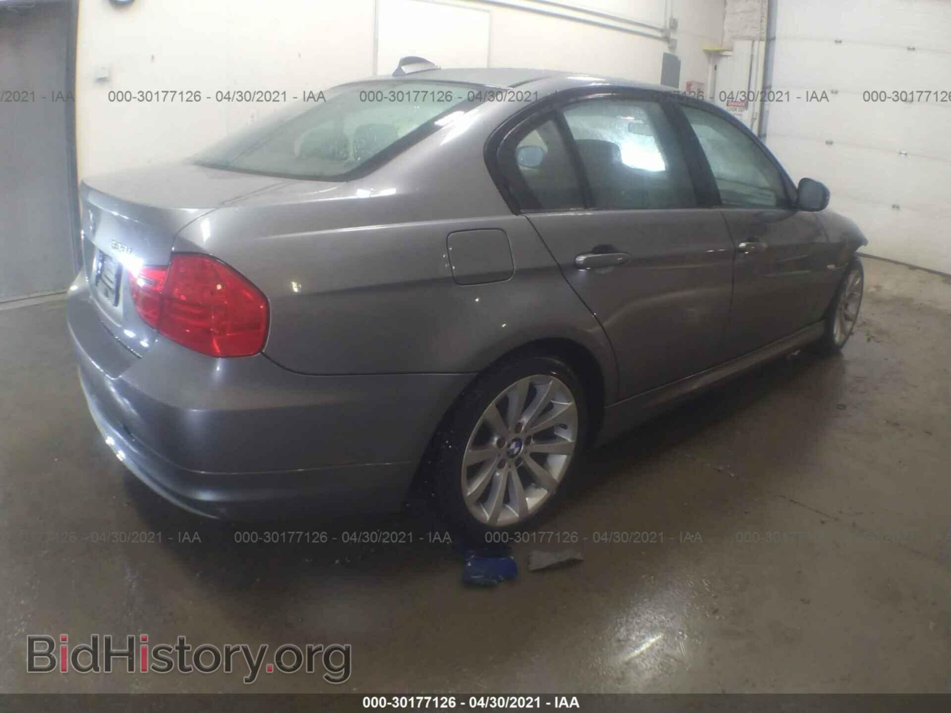 2009 BMW 3 SERIES - VIN: WBAPH73529E127921 - Фото 4