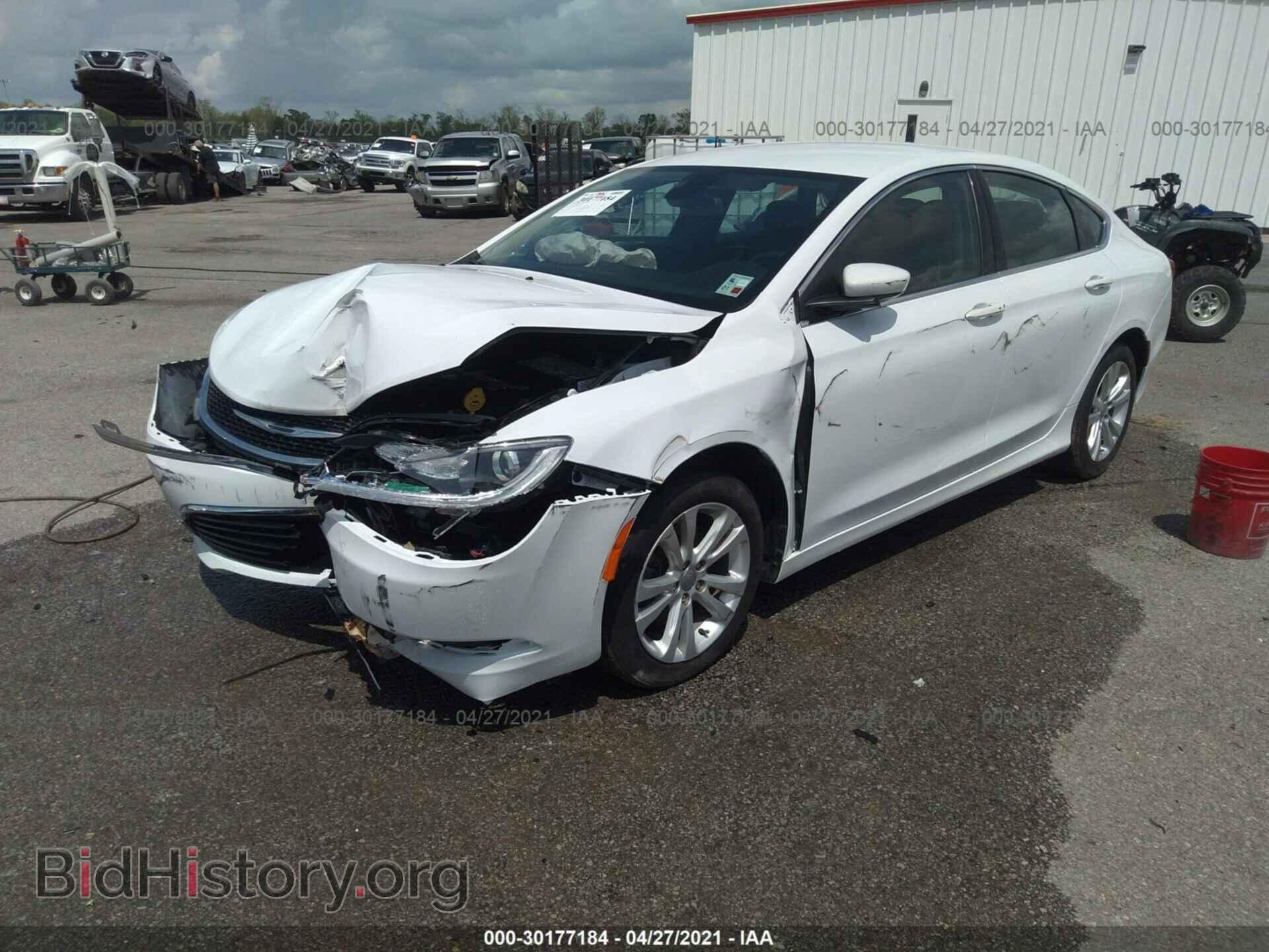 2016 CHRYSLER 200 - VIN: 1C3CCCAB5GN161239 - Фото 2