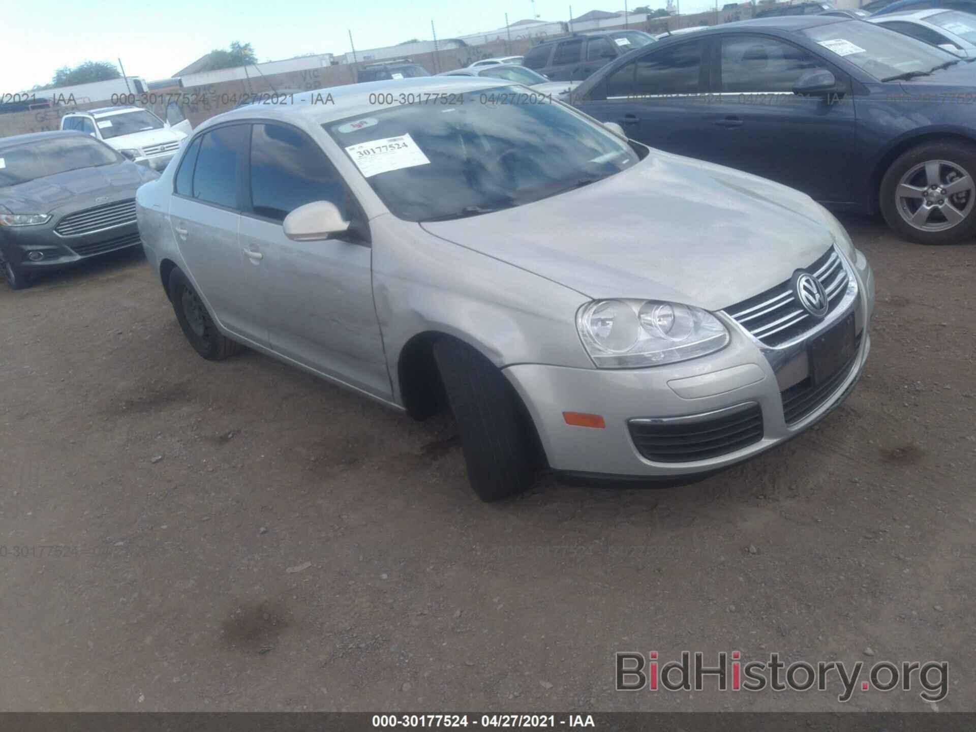 Фотография 3VWJZ7AJ7AM080418 - VOLKSWAGEN JETTA SEDAN 2010