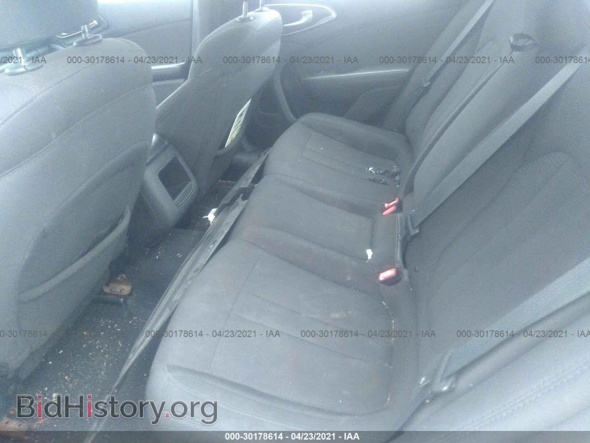 2015 CHRYSLER 200 - VIN: 1C3CCCAB8FN679716 - Фото 8