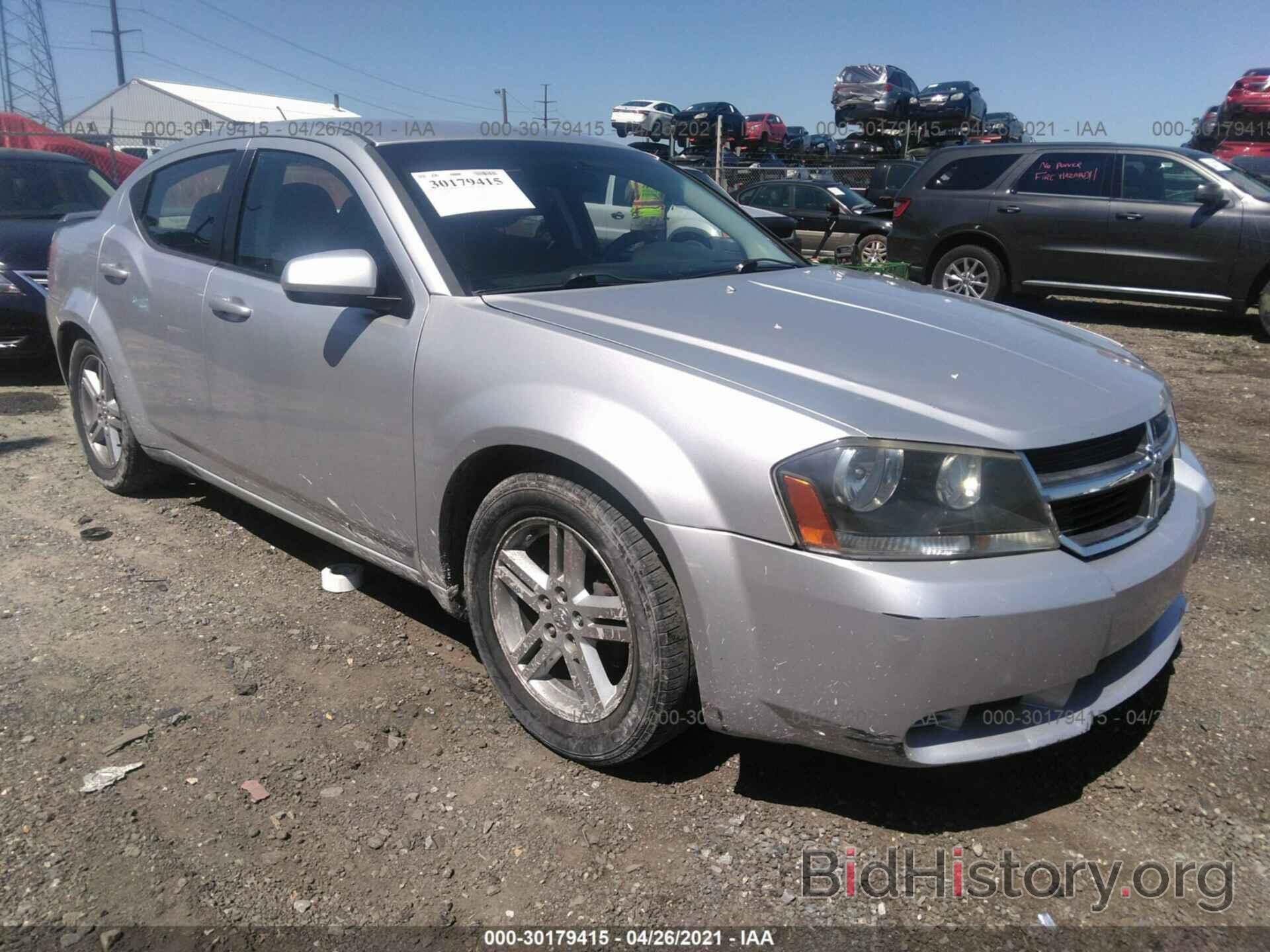 Photo 1B3LC56BX9N557333 - DODGE AVENGER 2009