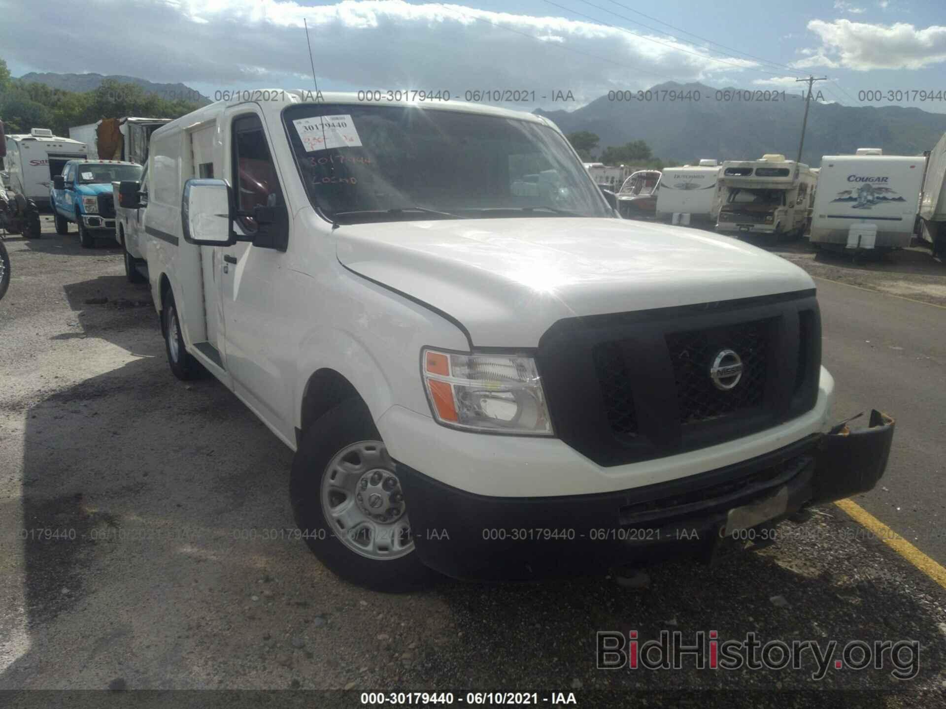 Photo 1N6AF0KY5HN806918 - NISSAN NV CARGO 2017