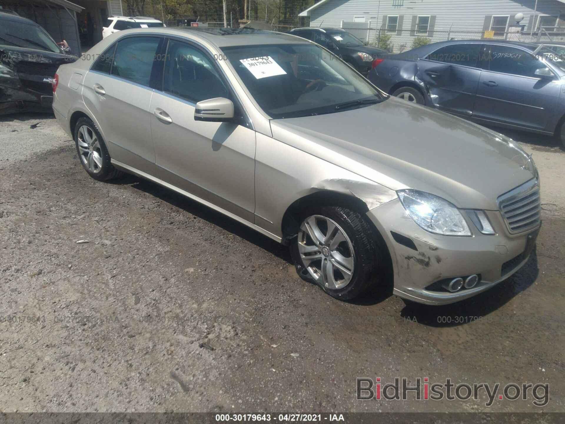 Фотография WDDHF8HB9AA063668 - MERCEDES-BENZ E-CLASS 2010