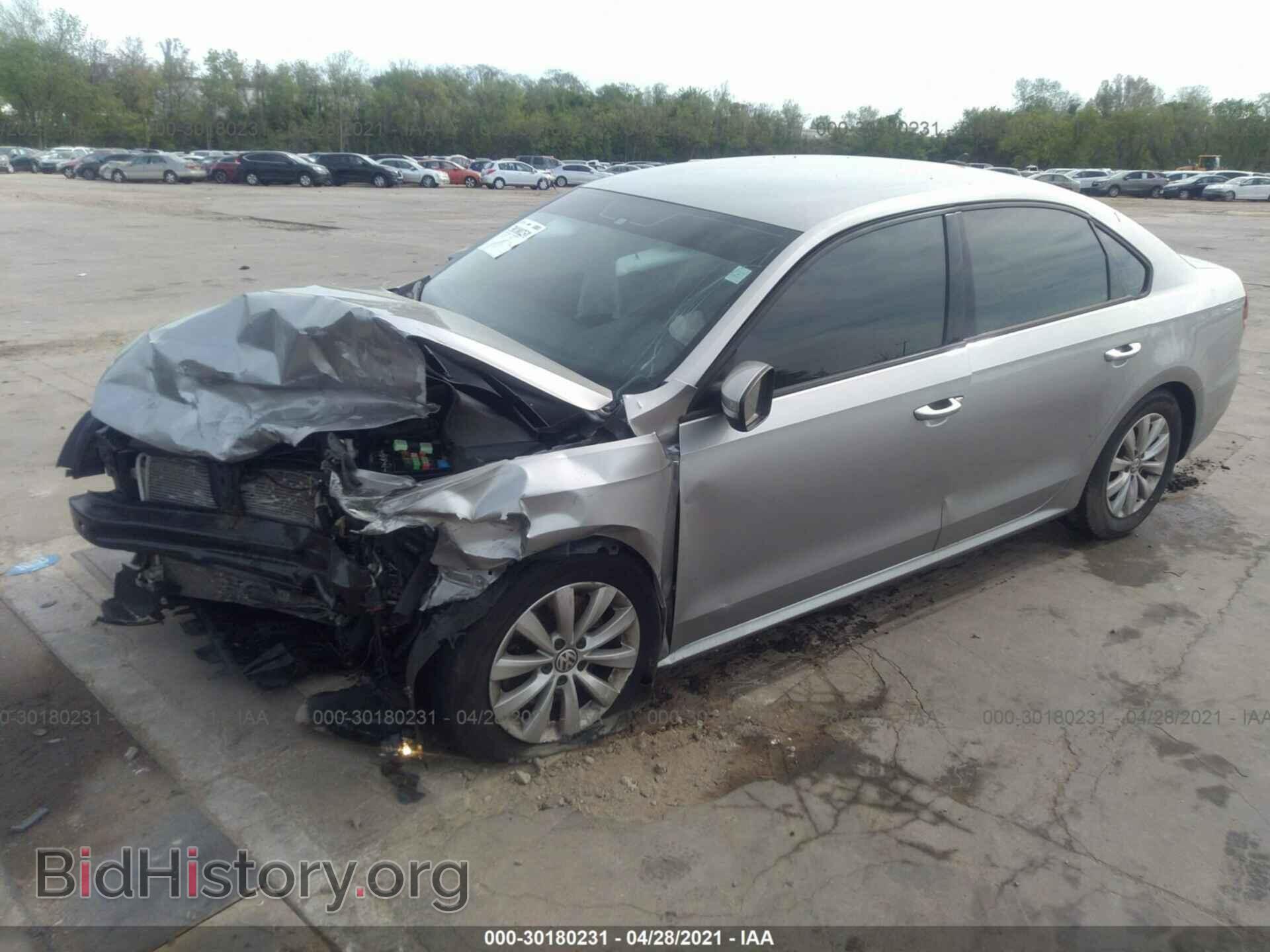 2014 VOLKSWAGEN PASSAT - VIN: 1VWAT7A3XEC098096 - Фото 2