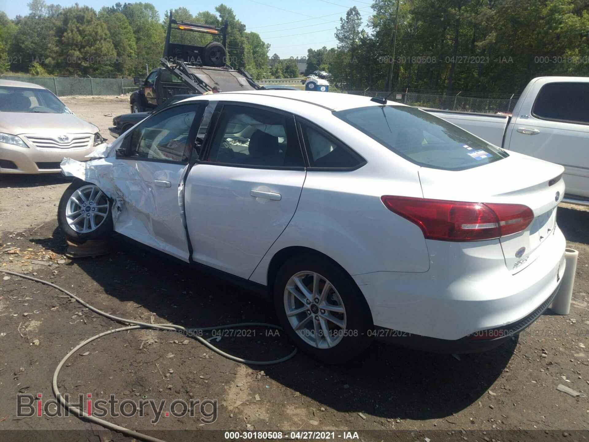2018 FORD FOCUS - VIN: 1FADP3FE6JL219908 - Фото 3