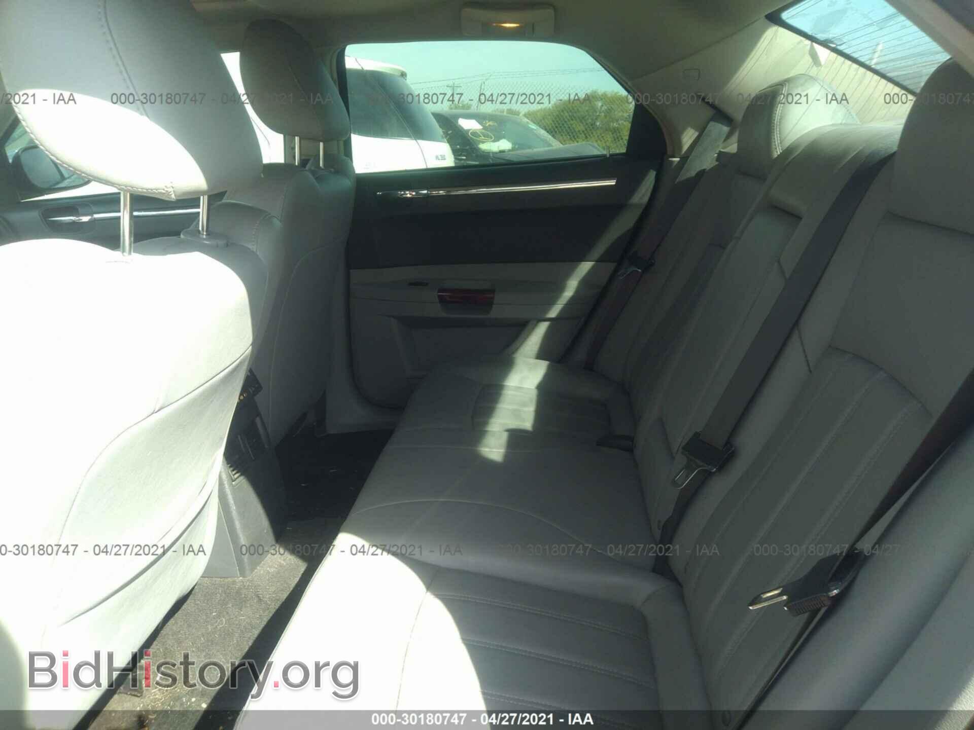 2006 CHRYSLER 300 - VIN: 2C3LA63H16H400642 - Фото 8