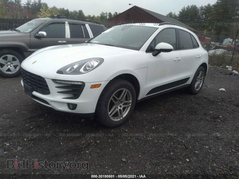 2017 Porsche MACAN (VIN WP1AA2A57HLB03724) — фото 2 из 11