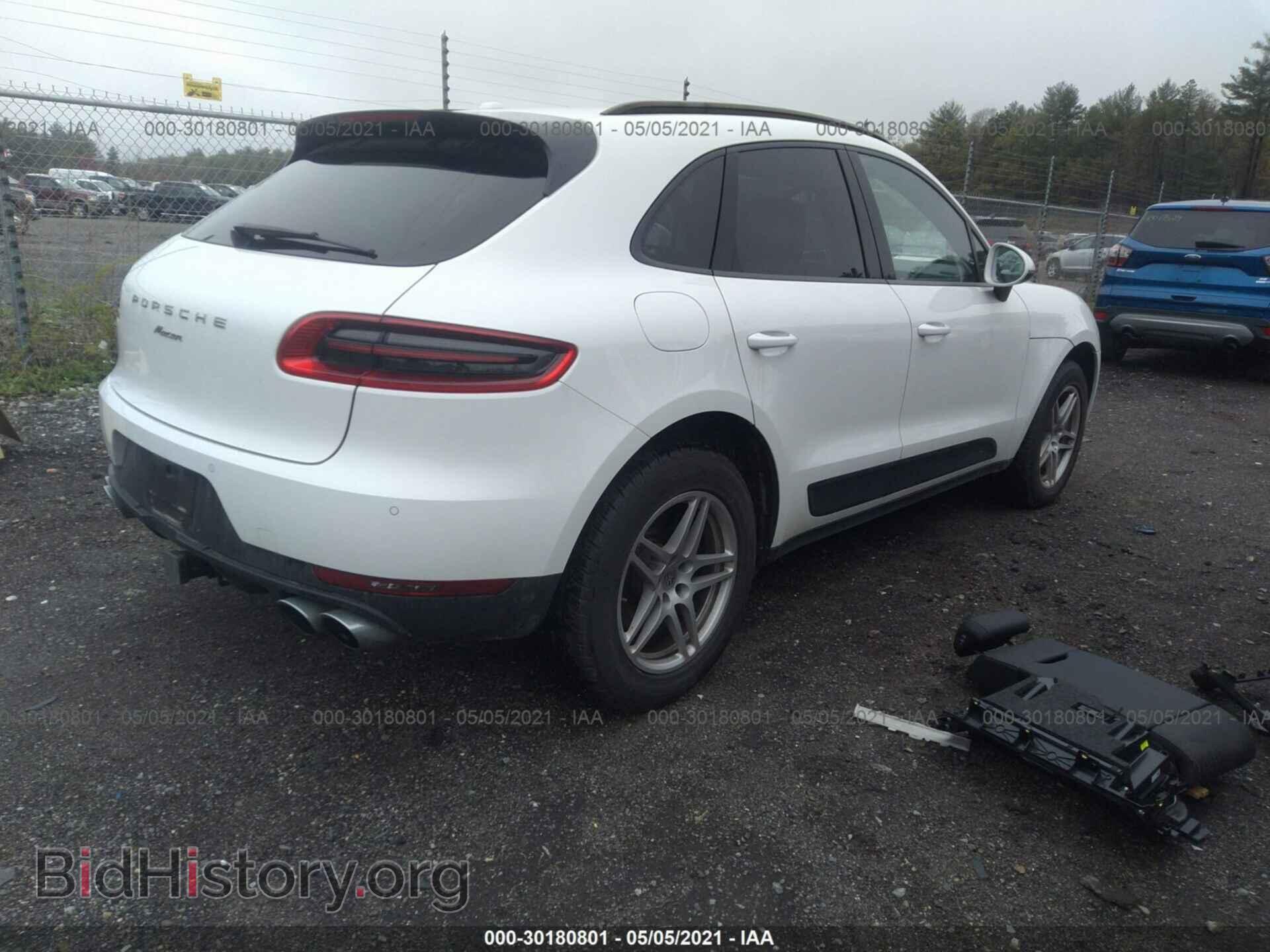 2017 PORSCHE MACAN - VIN: WP1AA2A57HLB03724 - Photo 4