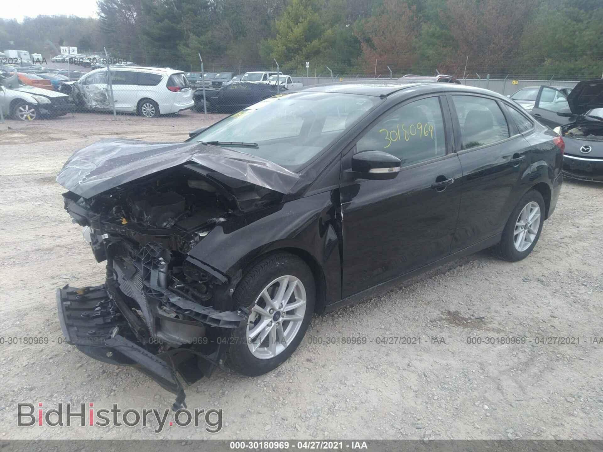 2018 FORD FOCUS - VIN: 1FADP3F2XJL267143 - Photo 2