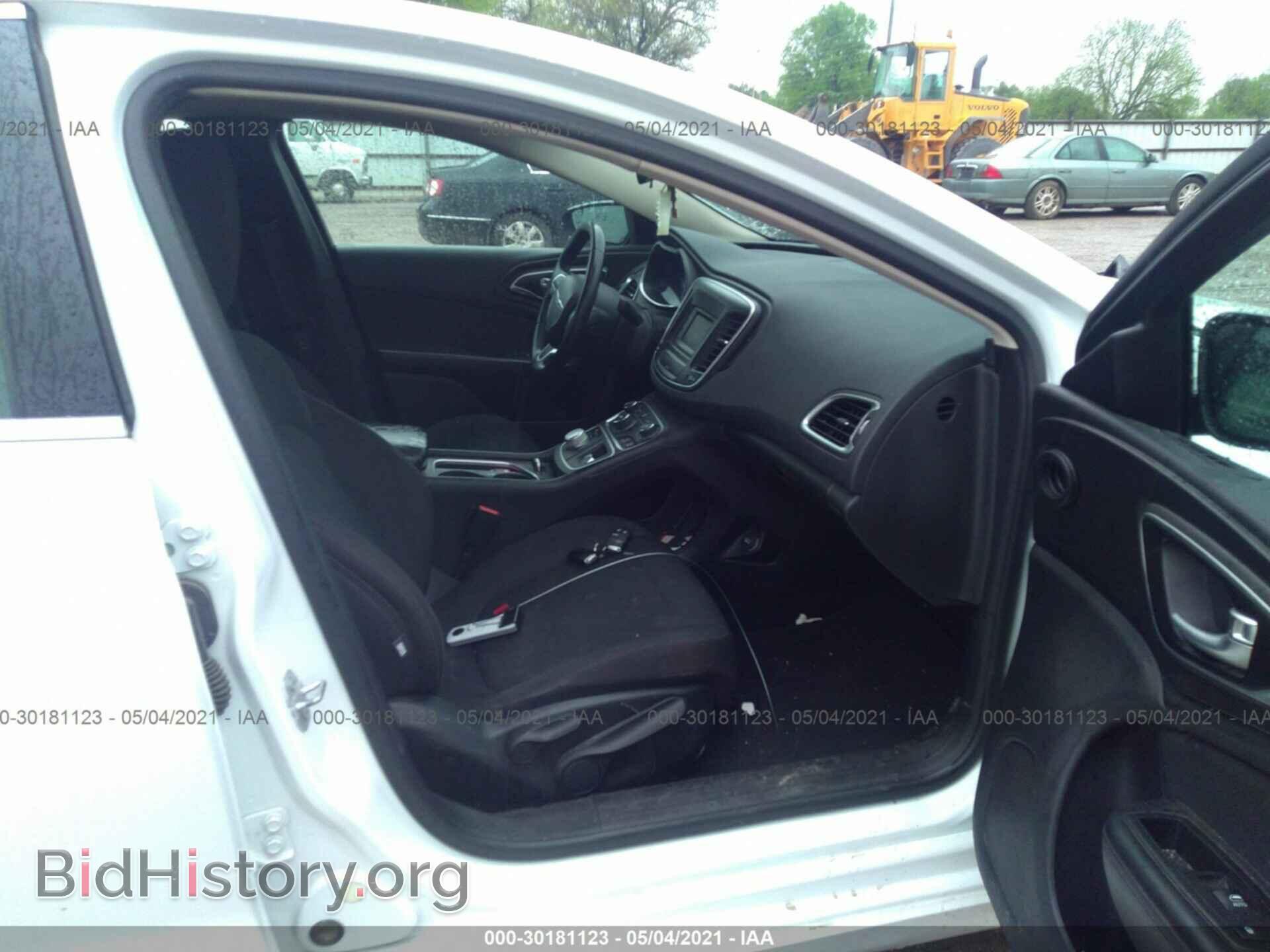 2016 CHRYSLER 200 - VIN: 1C3CCCAB9GN164399 - Фото 5