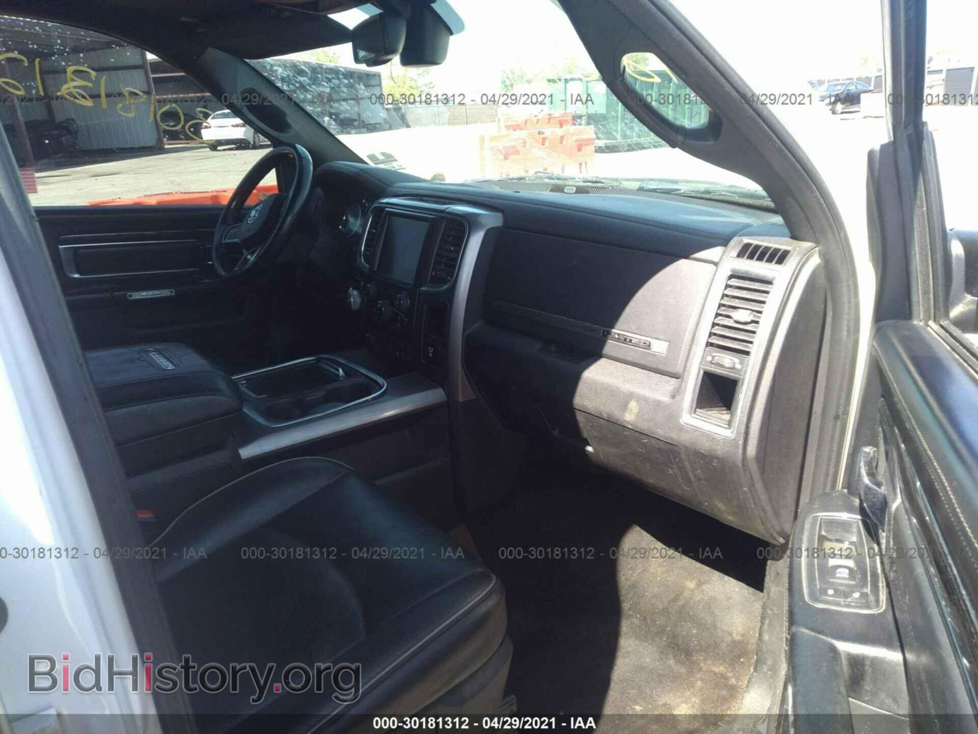 2016 RAM 1500 - VIN: 1C6RR7WT8GS397826 - Фото 5