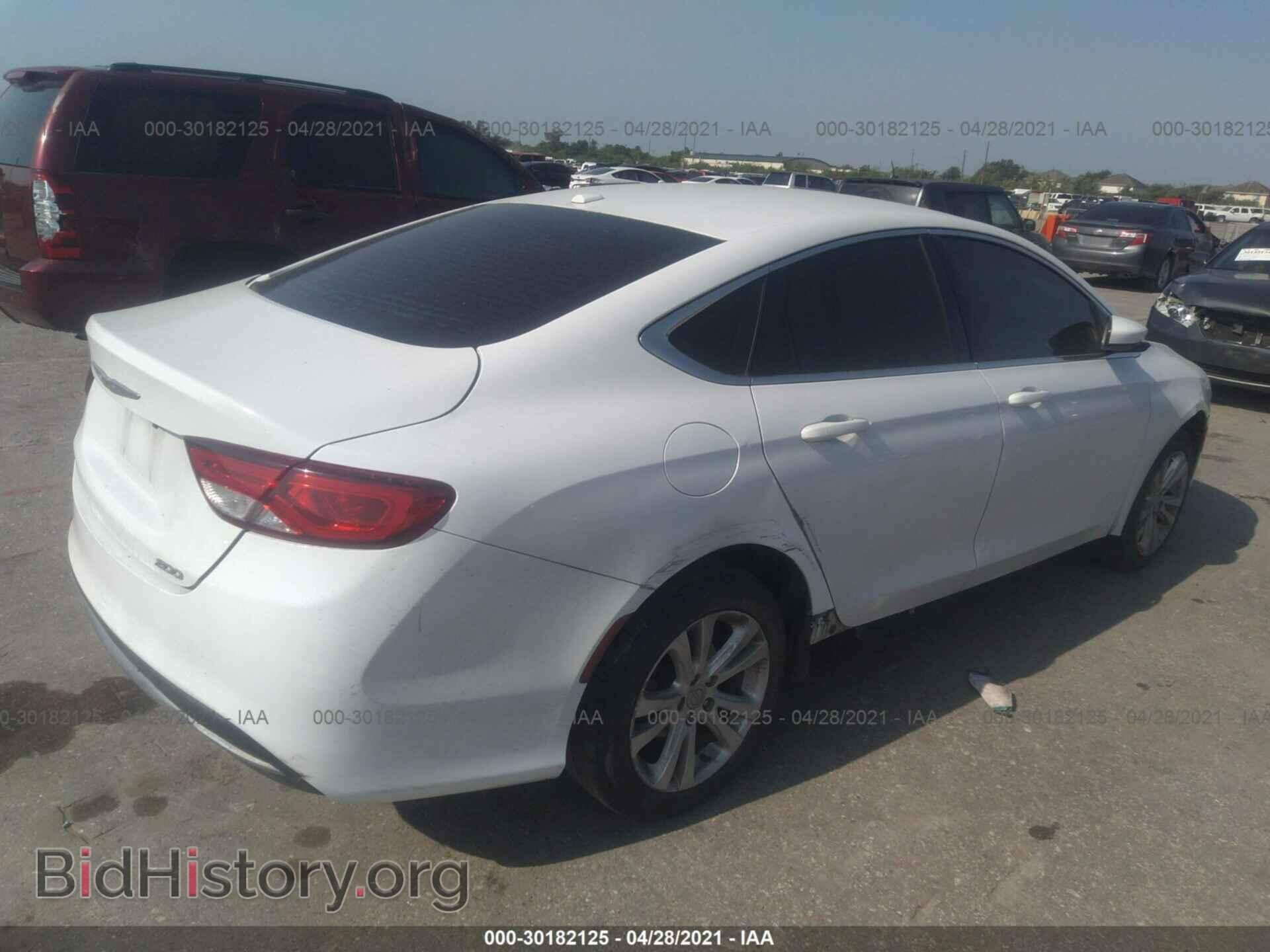 2016 CHRYSLER 200 - VIN: 1C3CCCAB8GN105943 - Фото 4