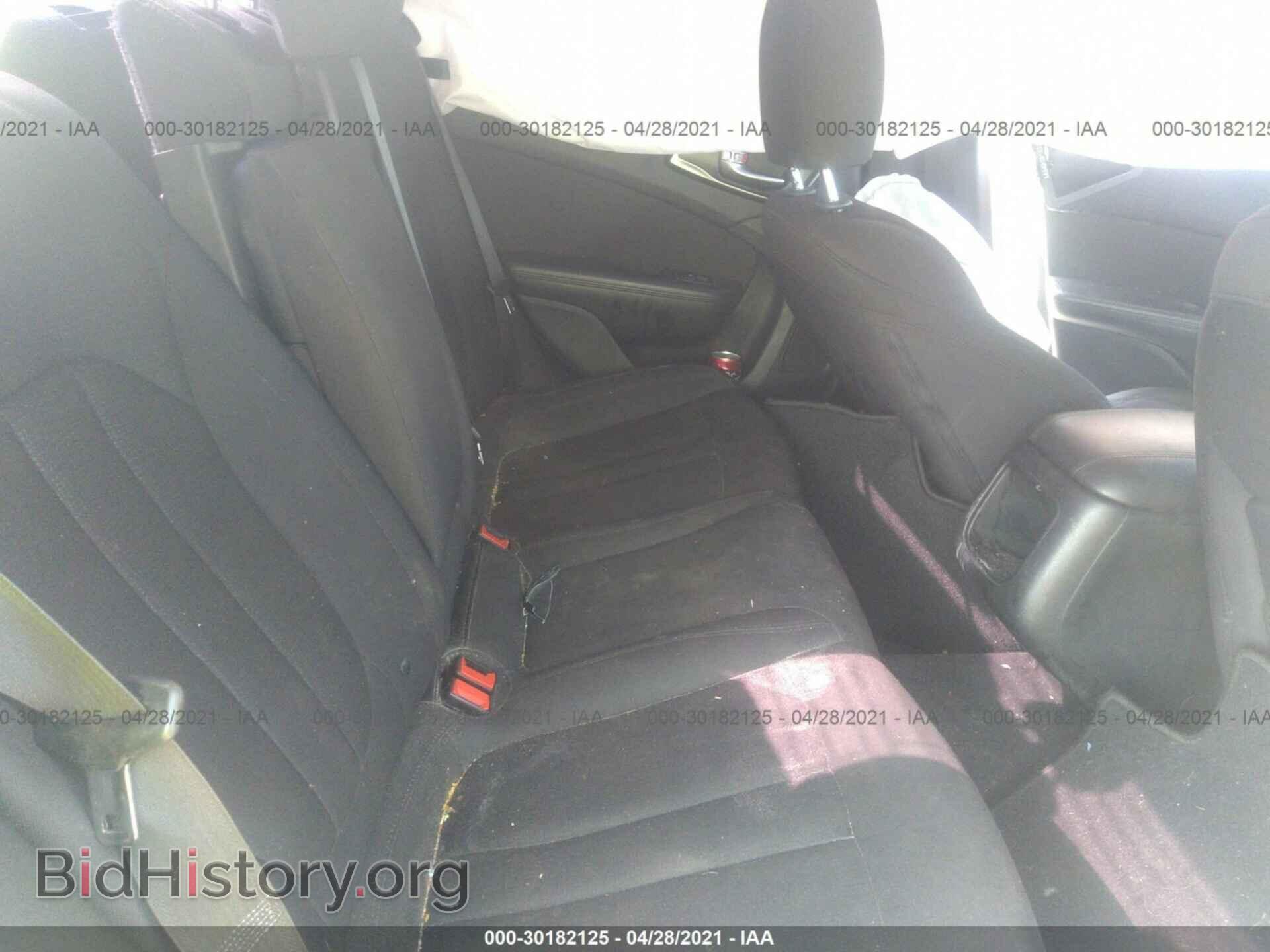 2016 CHRYSLER 200 - VIN: 1C3CCCAB8GN105943 - Фото 8