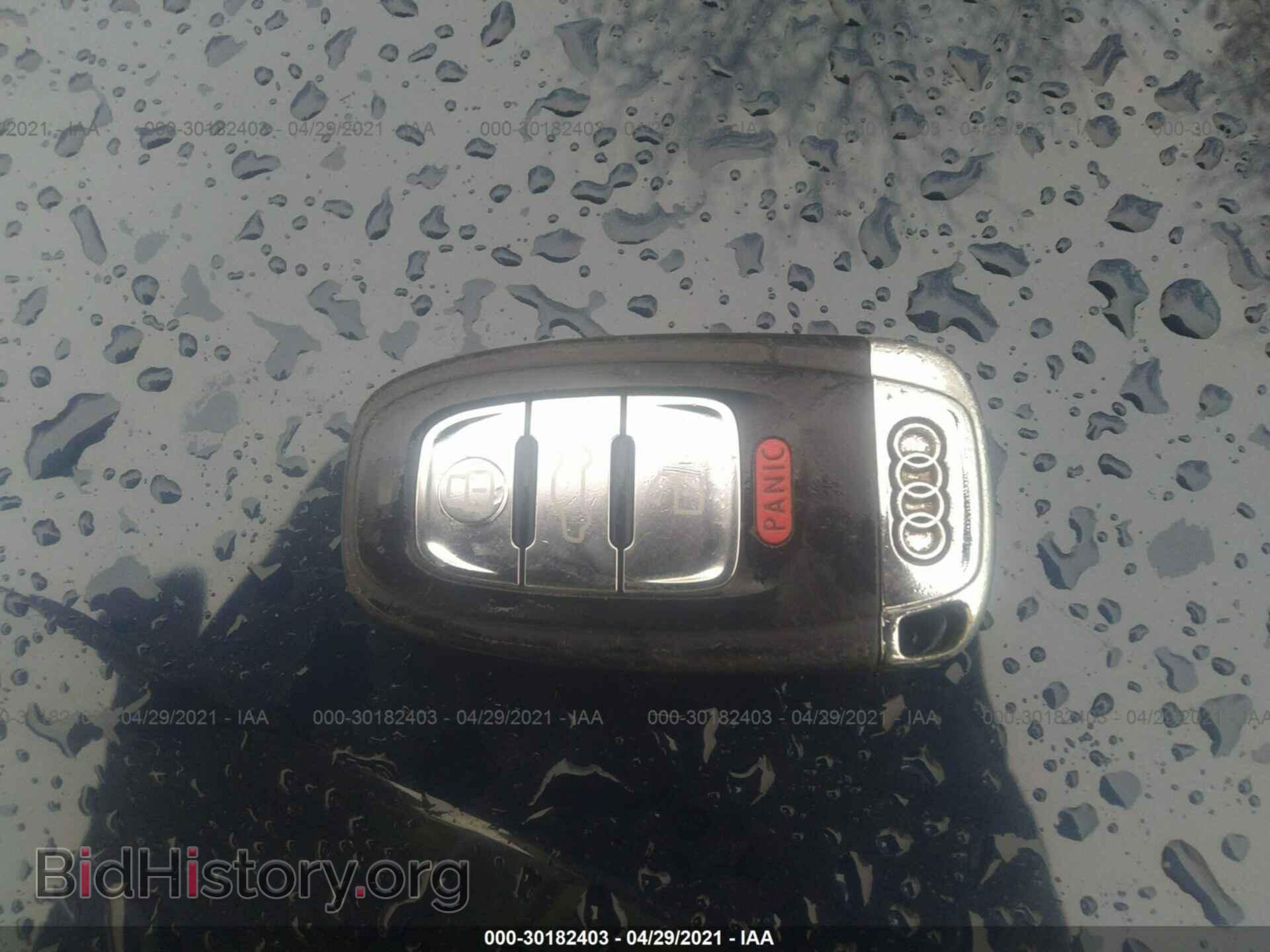 2010 AUDI A5 - VIN: WAULFAFH9AN021901 - Фото 11