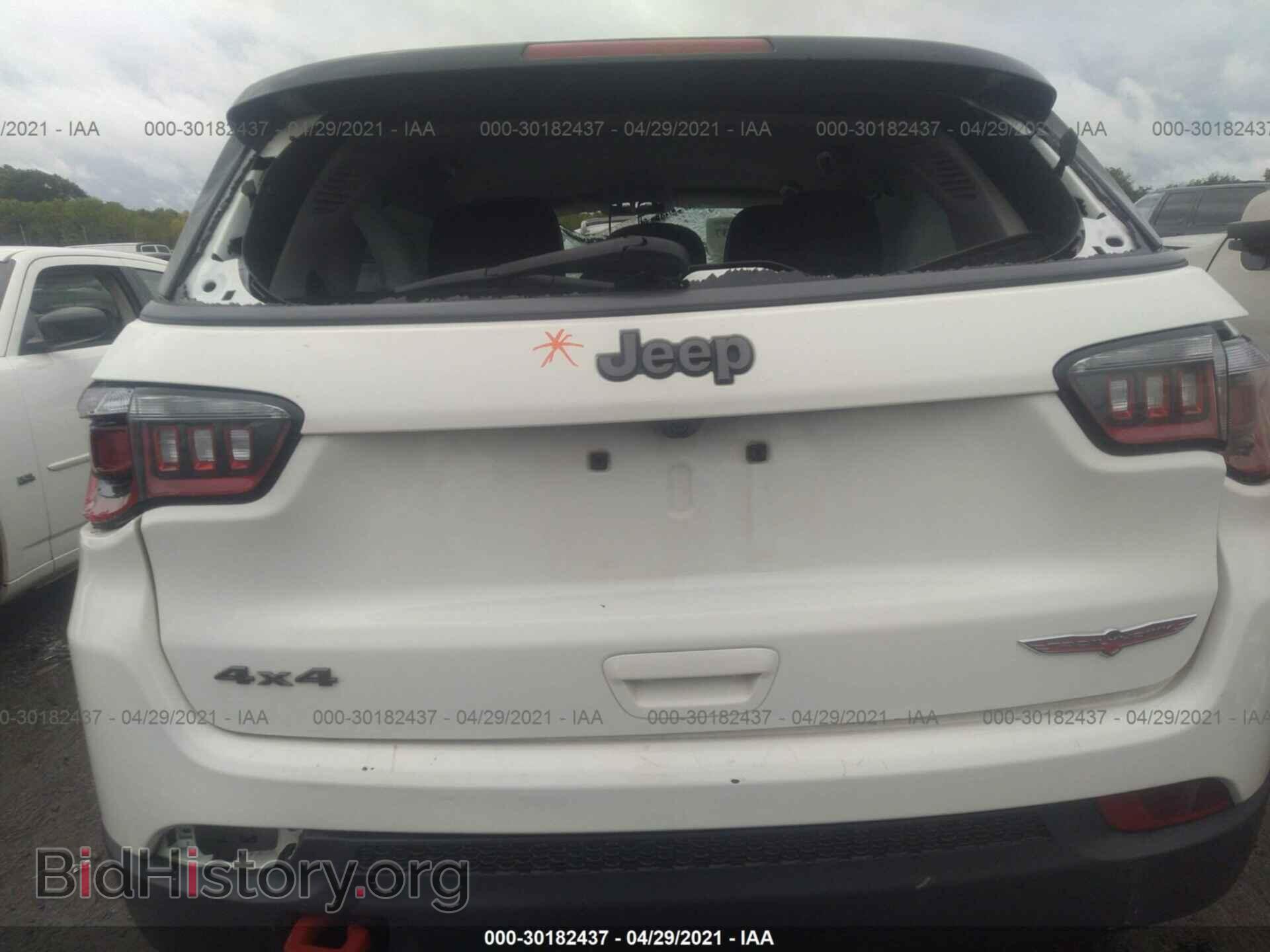 2019 JEEP COMPASS - VIN: 3C4NJDDB3KT688426 - Фото 8