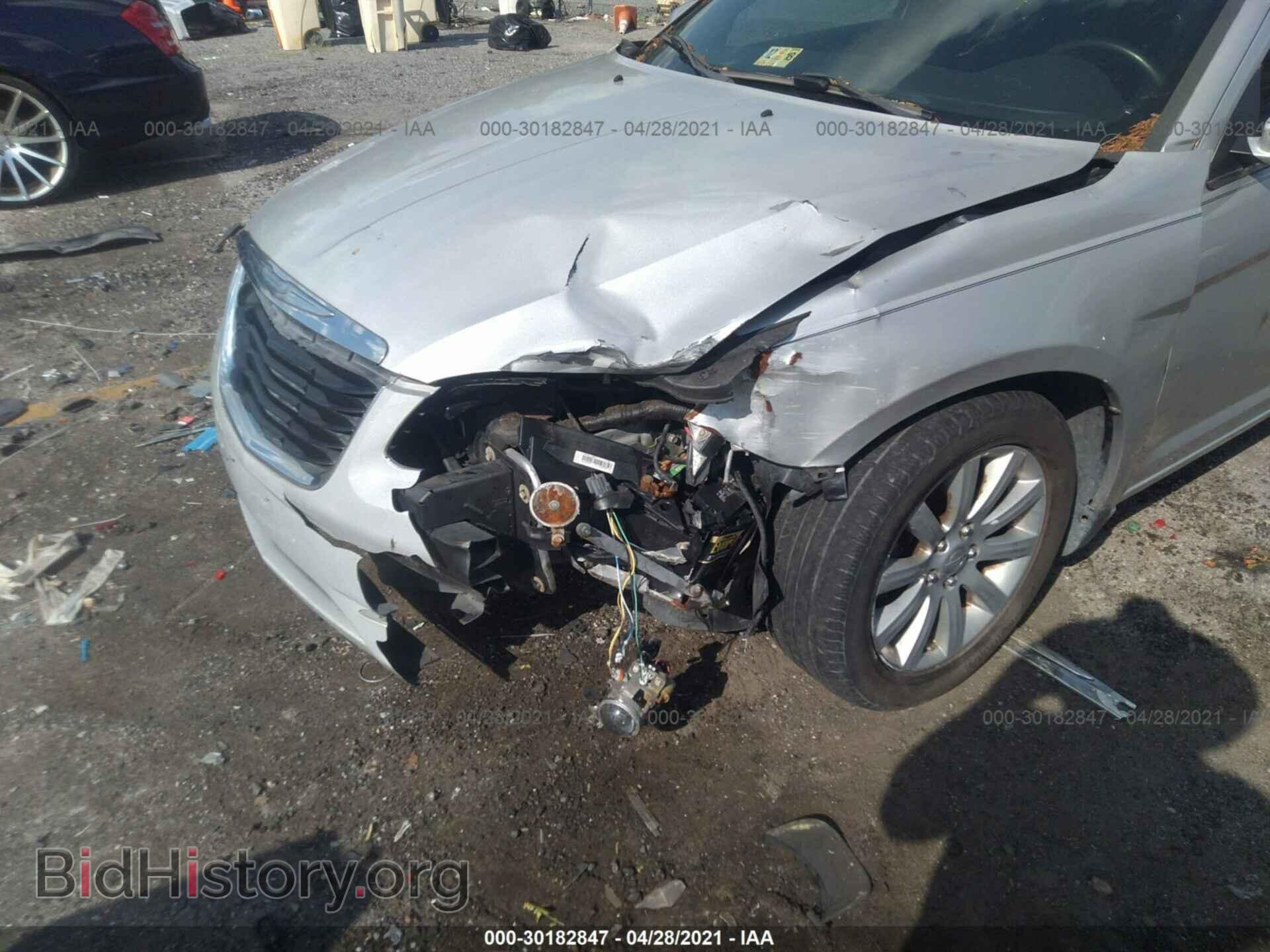 2012 CHRYSLER 200 - VIN: 1C3CCBBB0CN117989 - Фото 6