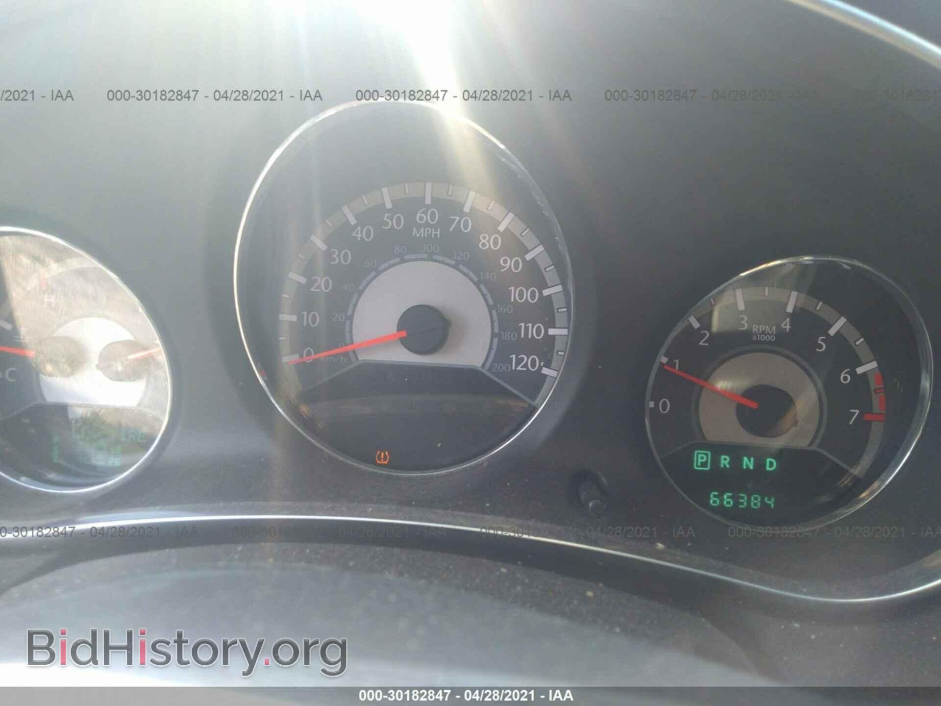 2012 CHRYSLER 200 - VIN: 1C3CCBBB0CN117989 - Фото 7
