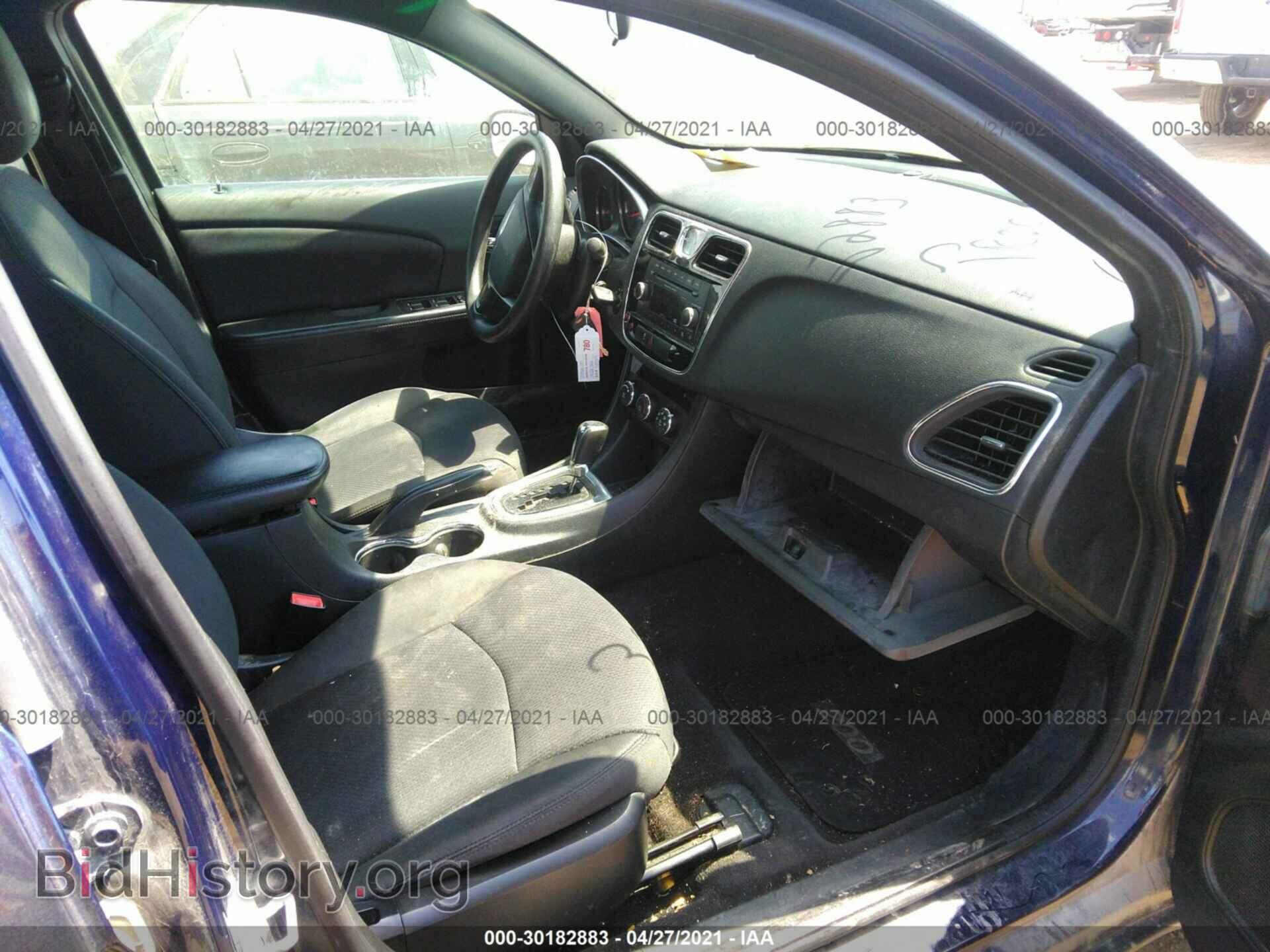 2014 CHRYSLER 200 - VIN: 1C3CCBAB6EN197318 - Фото 5