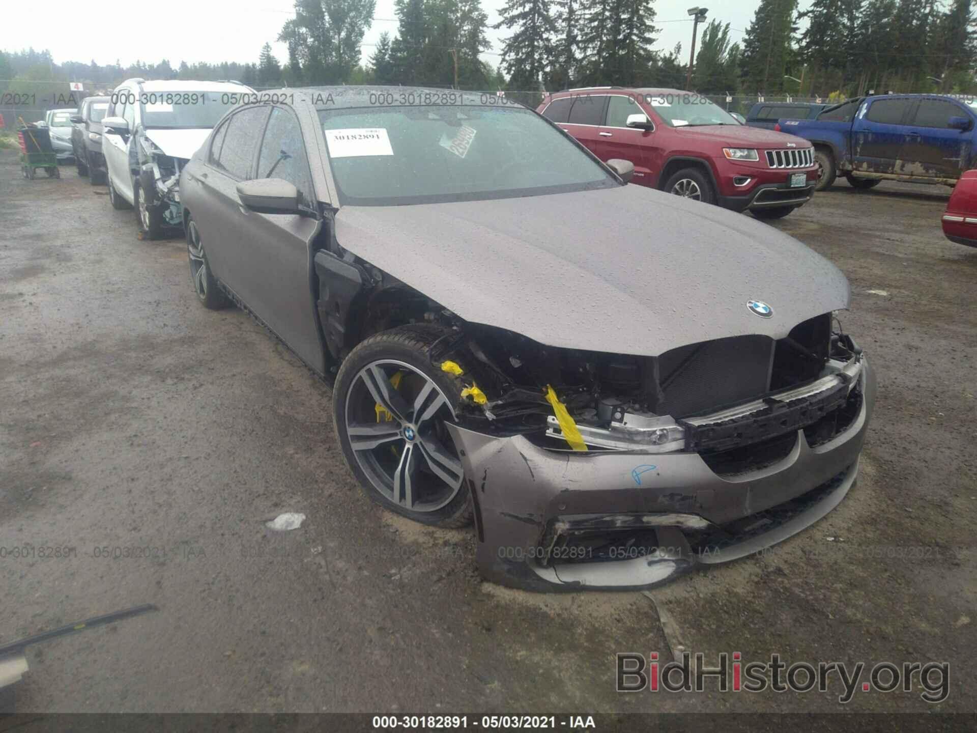 Photo WBA7F0C52GGM20796 - BMW 7 SERIES 2016