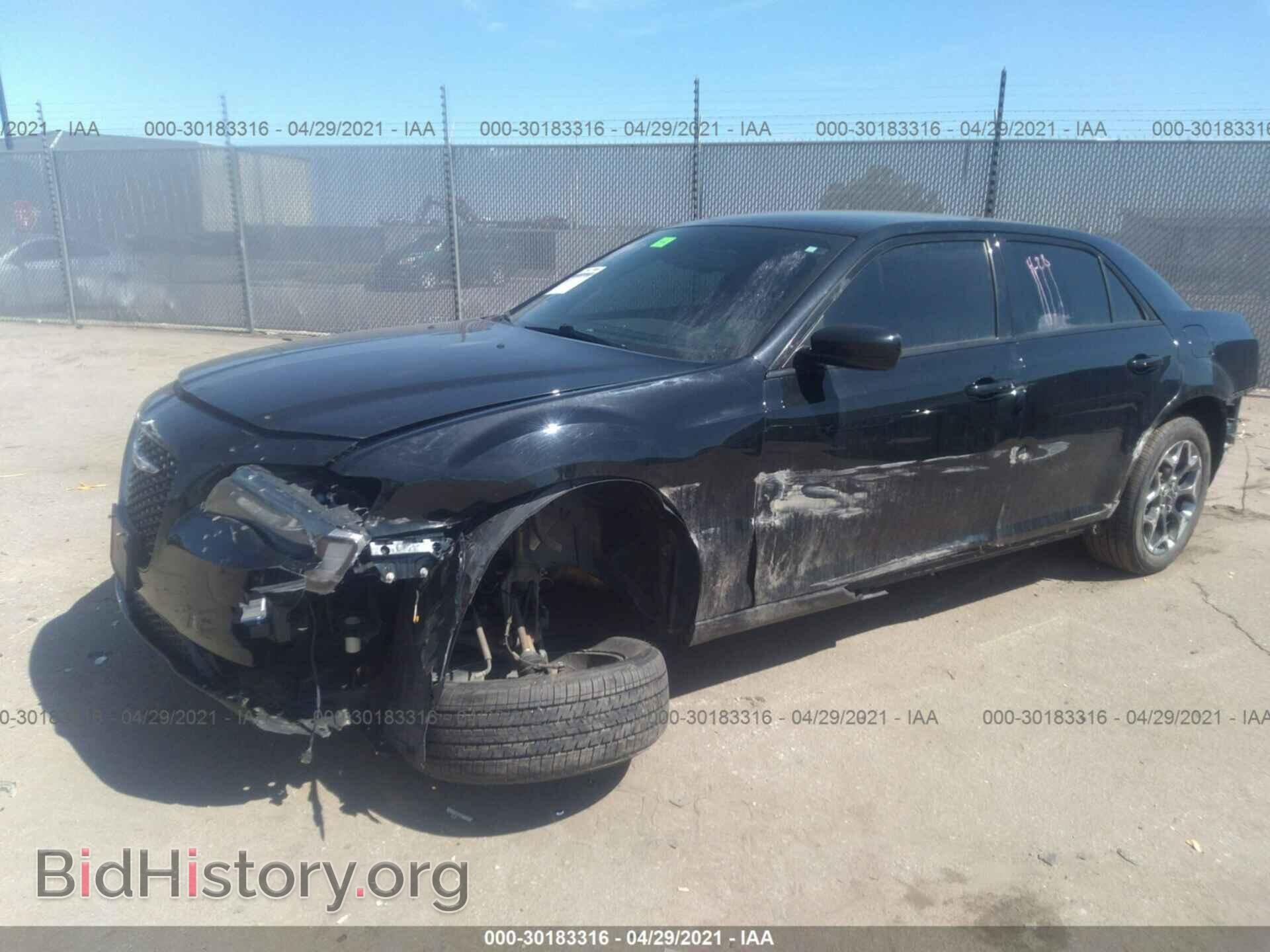 2017 CHRYSLER 300 - VIN: 2C3CCAGG3HH647758 - Фото 2