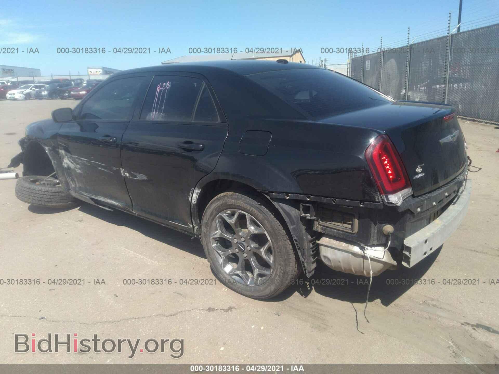 2017 CHRYSLER 300 - VIN: 2C3CCAGG3HH647758 - Фото 3