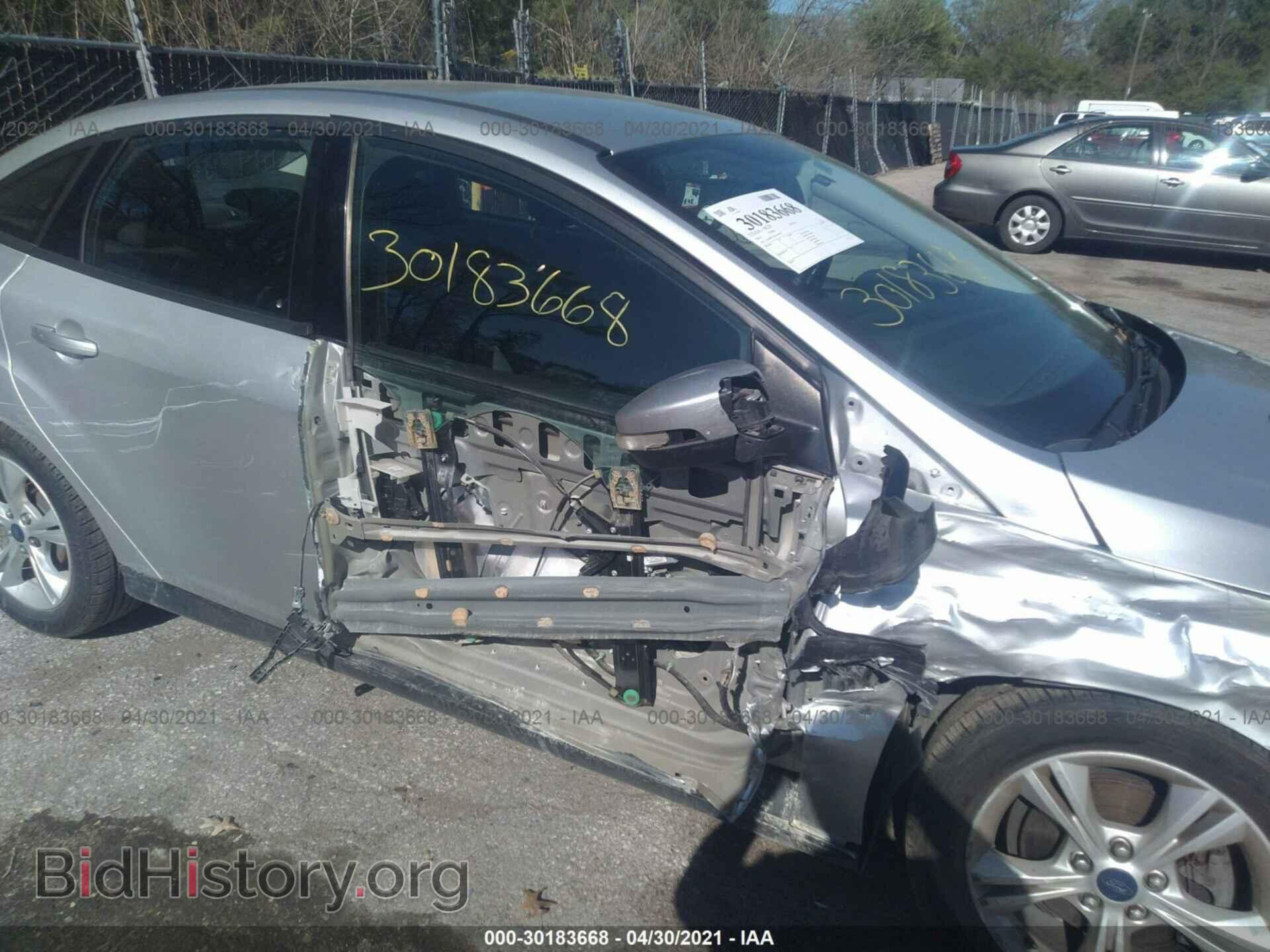 2014 FORD FOCUS - VIN: 1FADP3F2XEL405592 - Фото 6