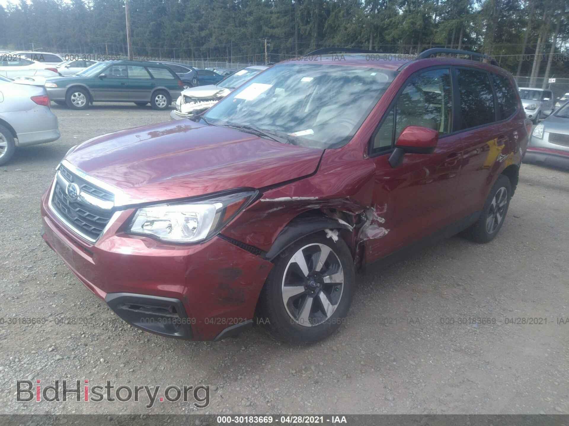2017 SUBARU FORESTER - VIN: JF2SJAEC3HH417710 - Фото 2