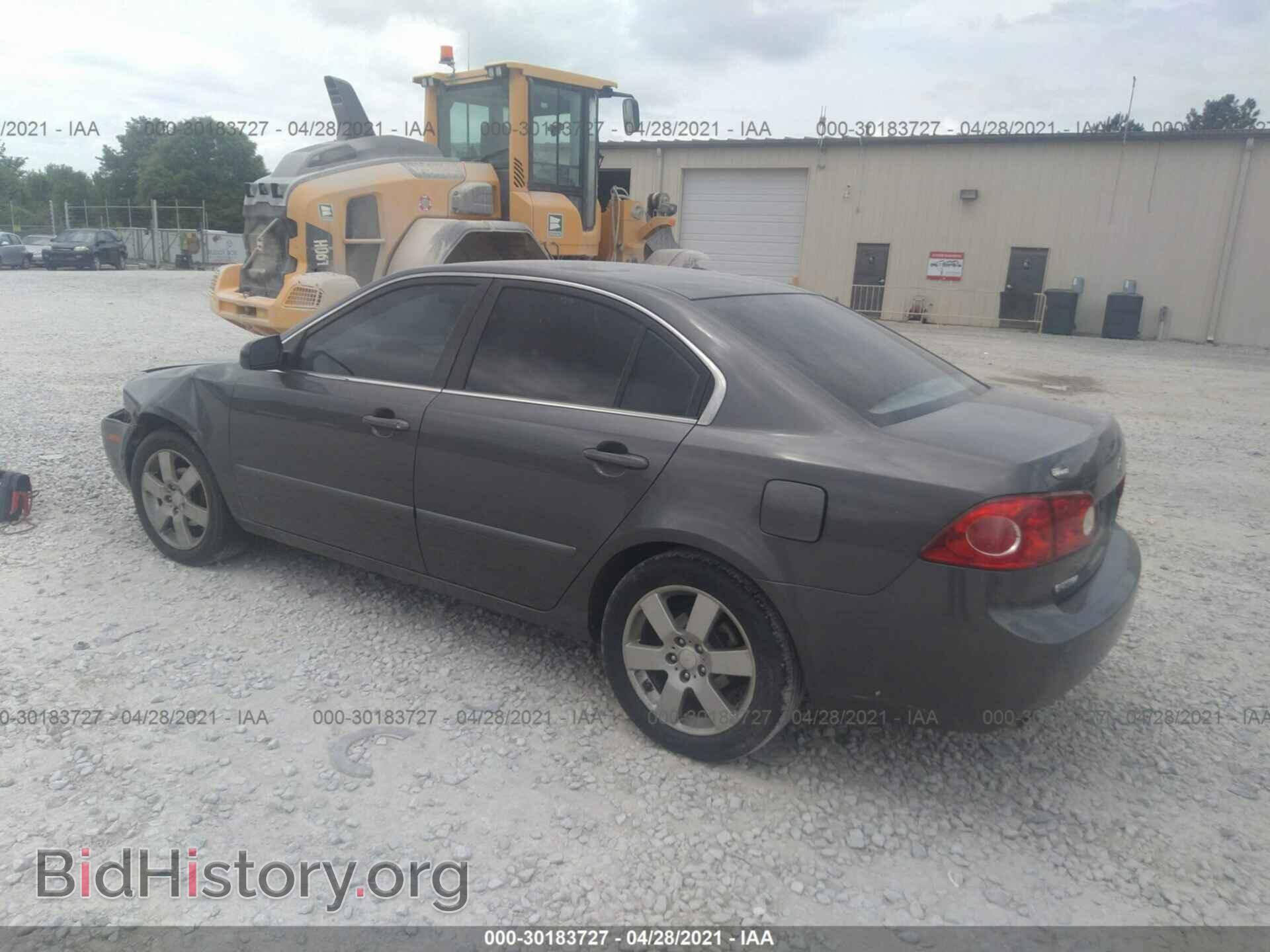 2008 KIA OPTIMA - VIN: KNAGE124X85236723 - Фото 3