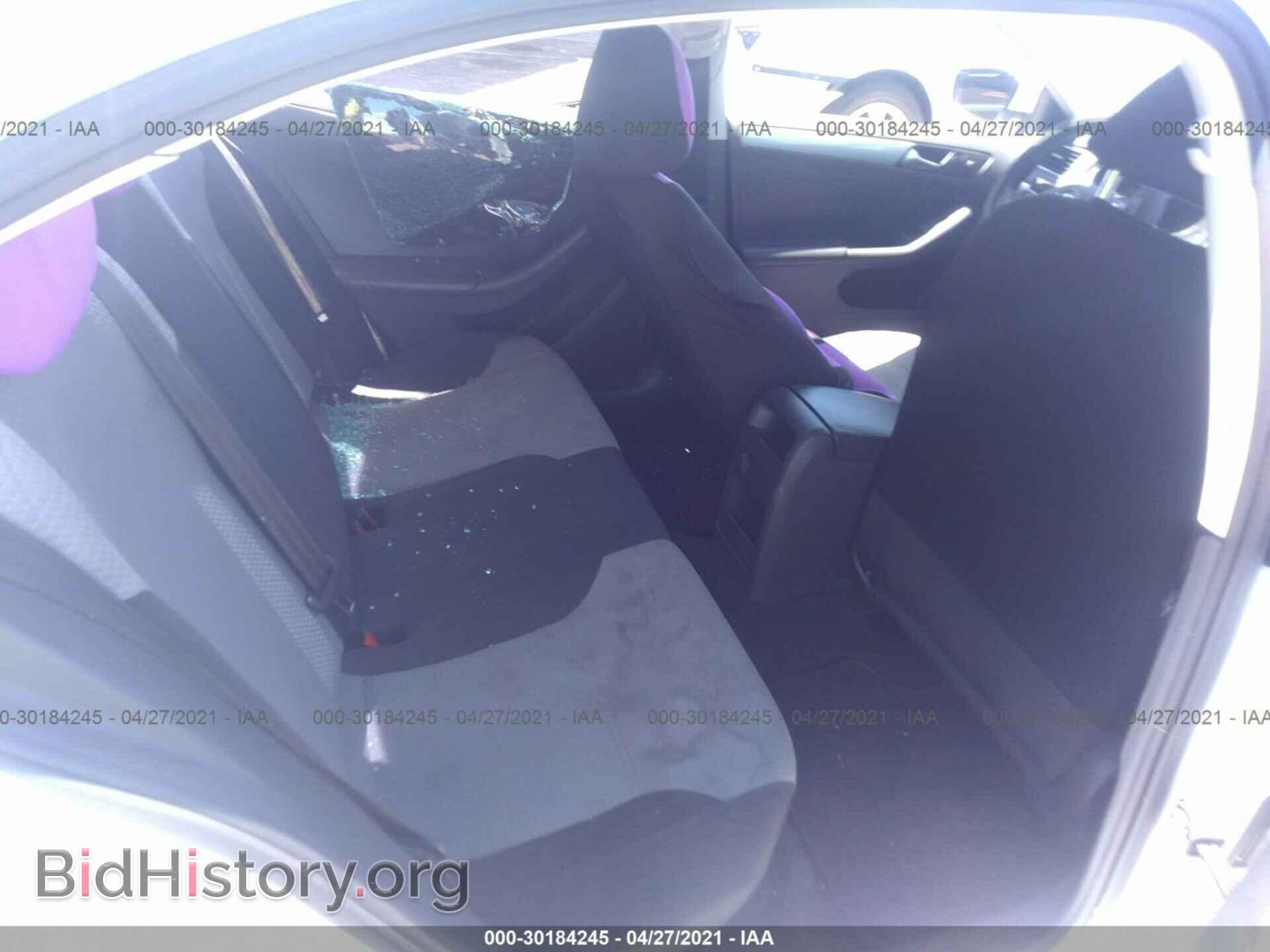 2017 VOLKSWAGEN JETTA - VIN: 3VW2B7AJ2HM351002 - Фото 8