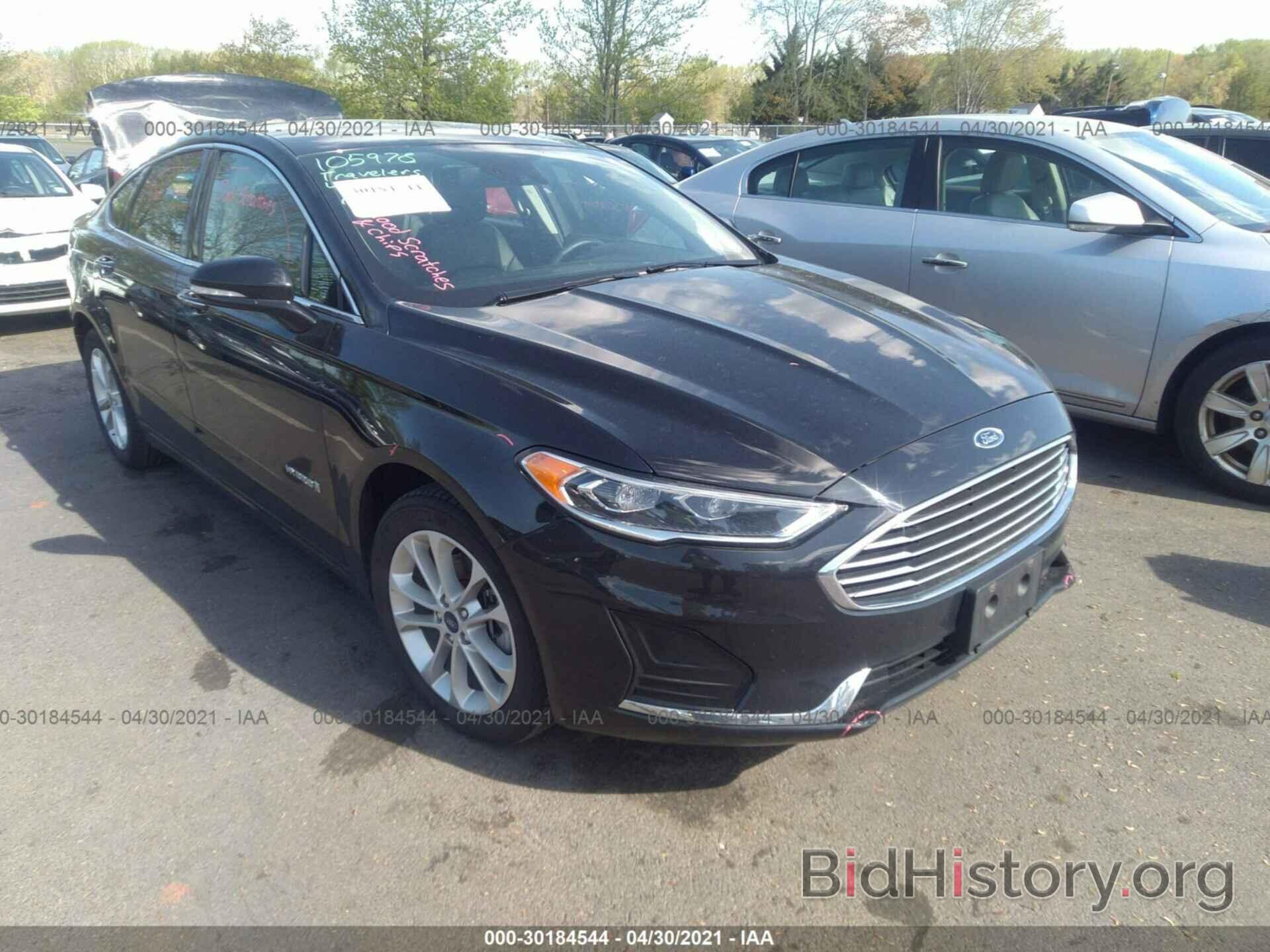 Photo 3FA6P0MU3KR191876 - FORD FUSION HYBRID 2019